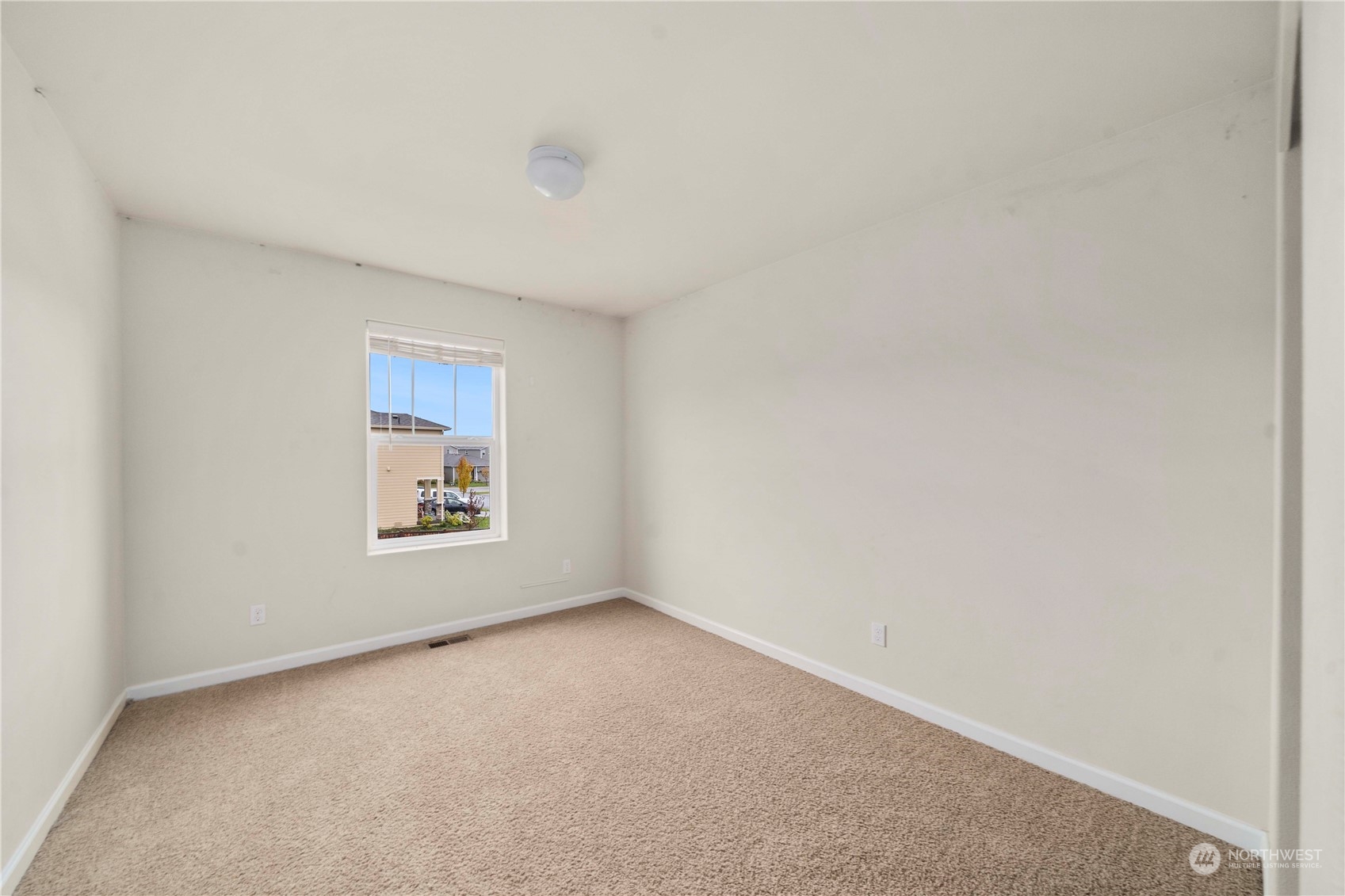 18959 Lipoma Avenue E