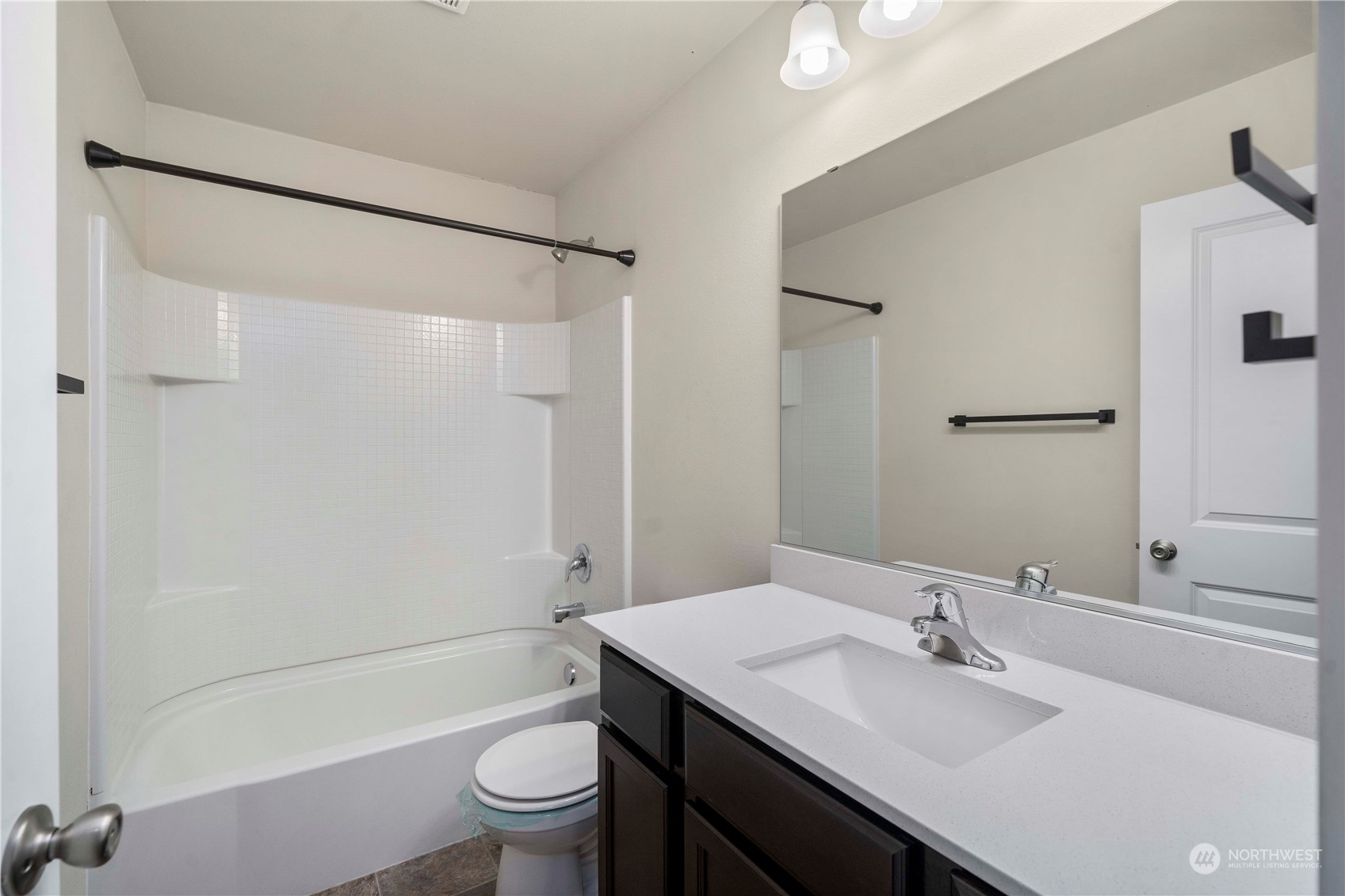 18959 Lipoma Avenue E