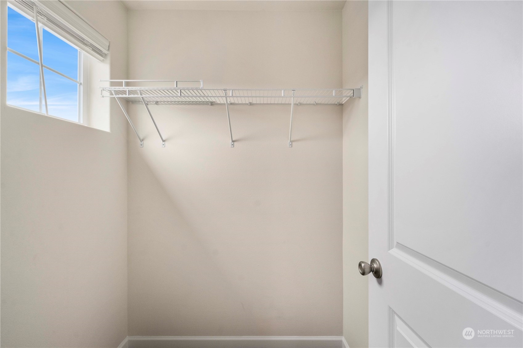 18959 Lipoma Avenue E