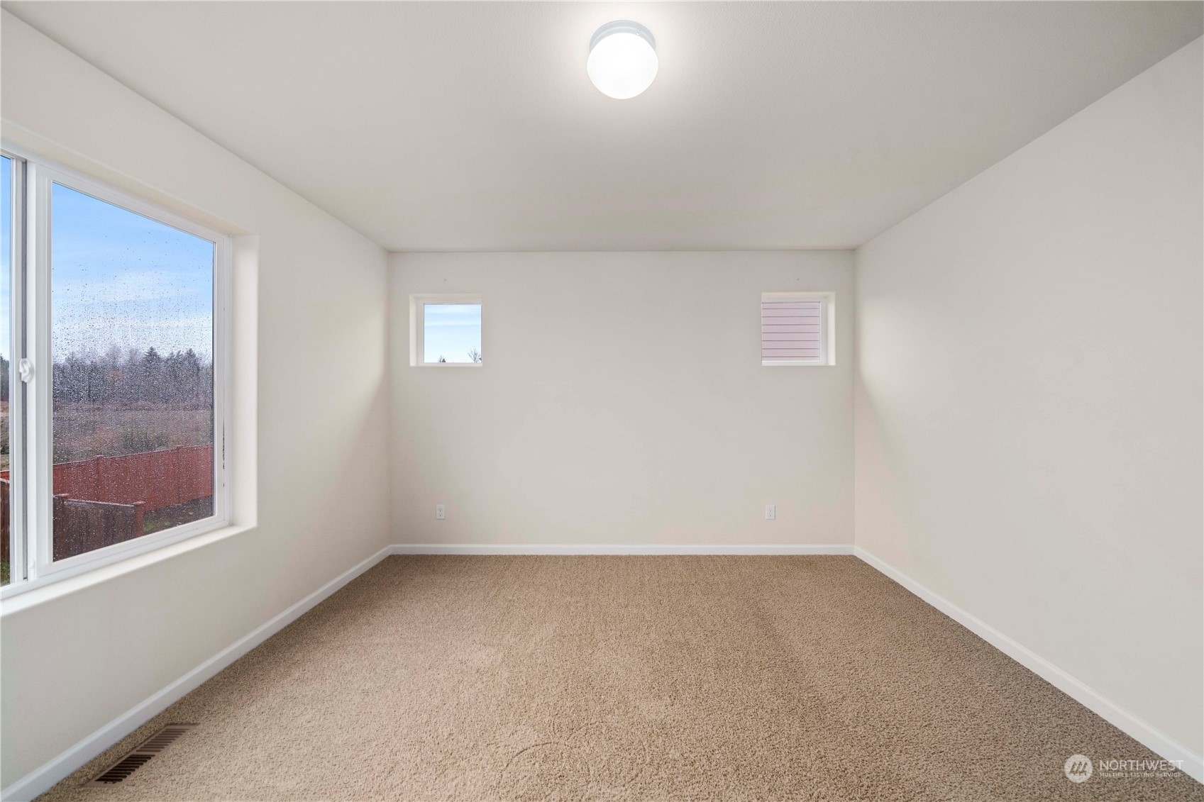 18959 Lipoma Avenue E