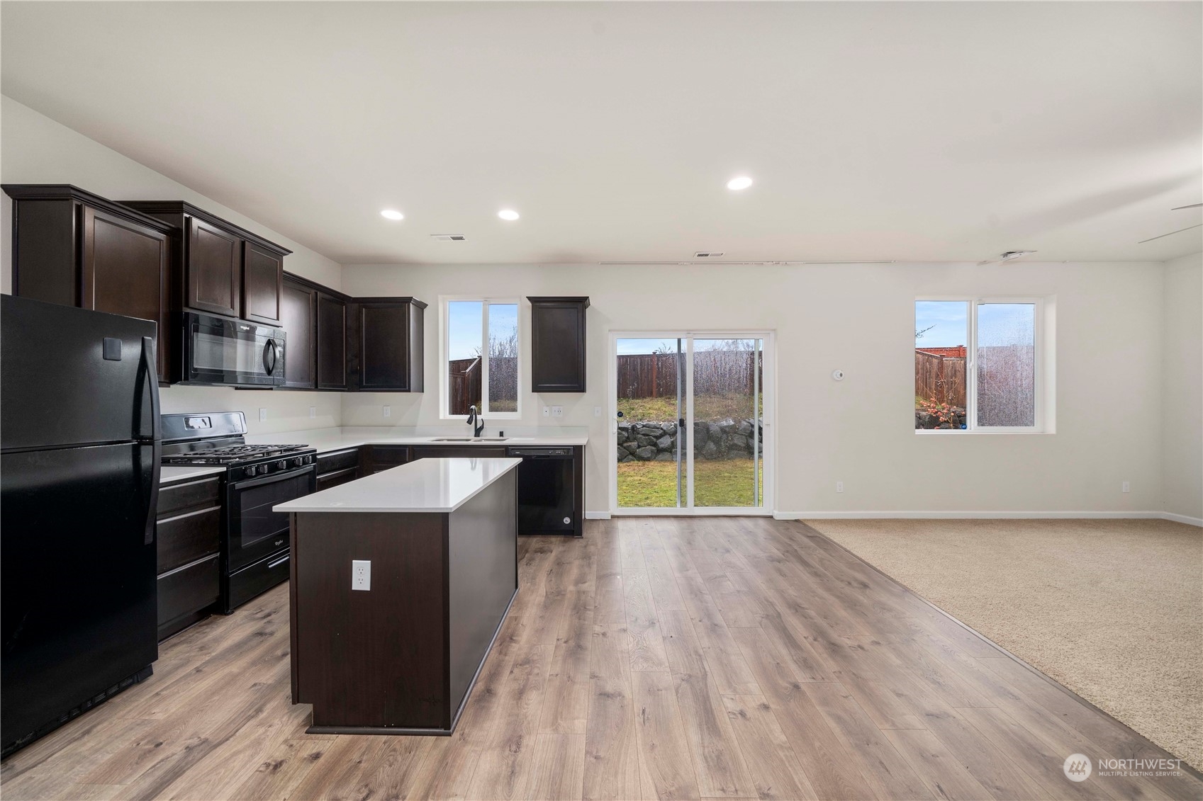 18959 Lipoma Avenue E