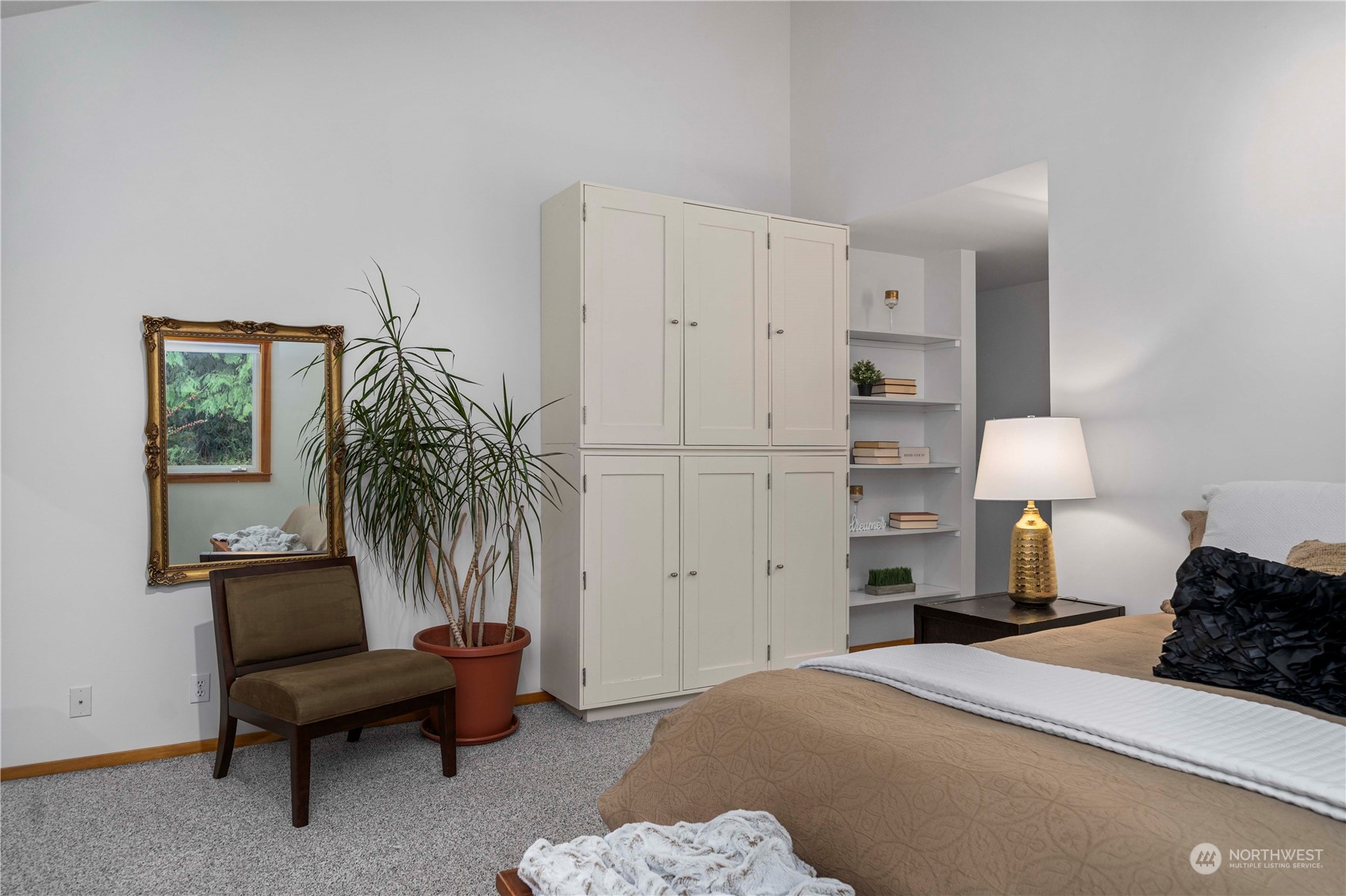 31860 Salsbury Hill Place NE