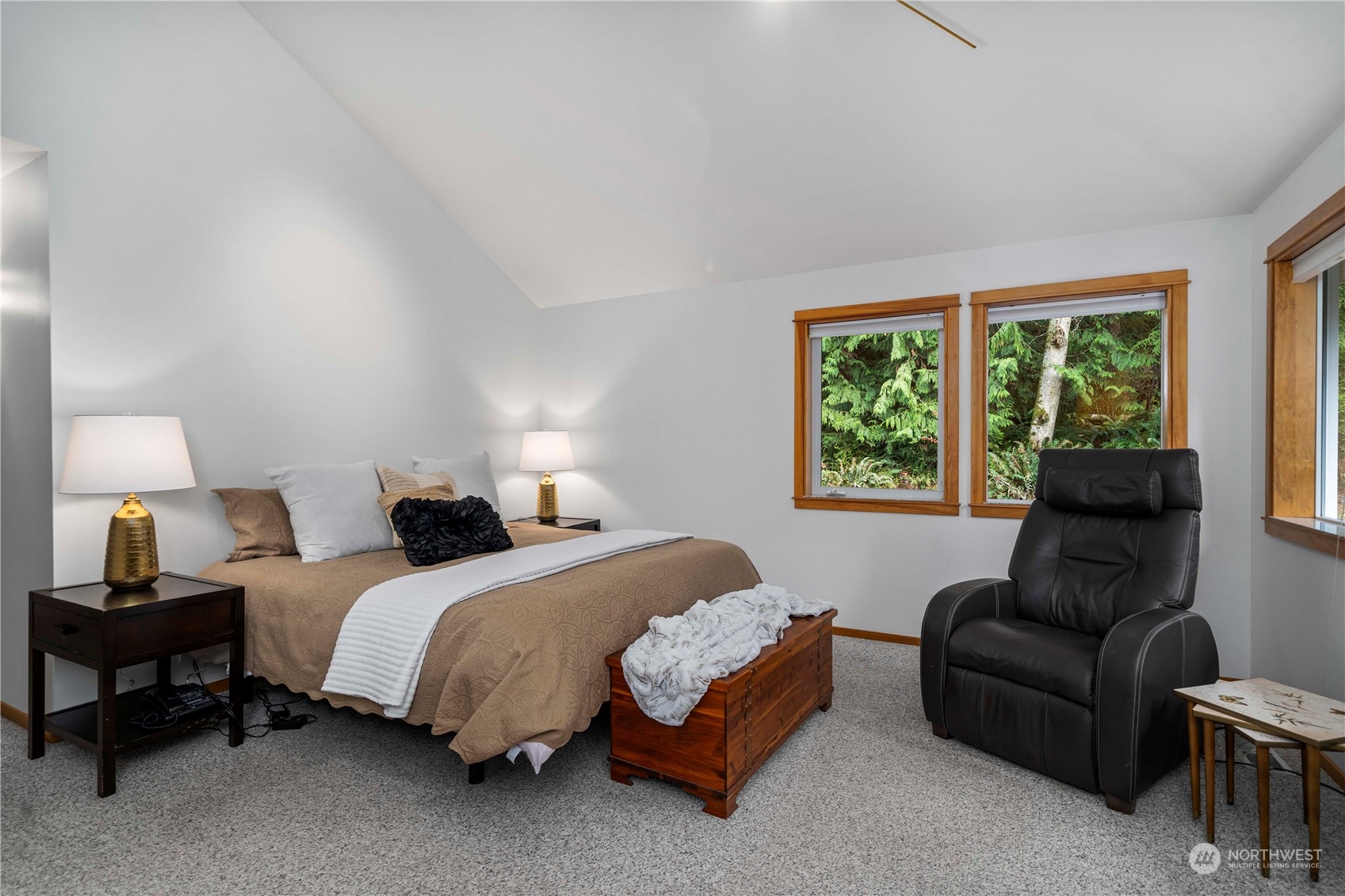 31860 Salsbury Hill Place NE