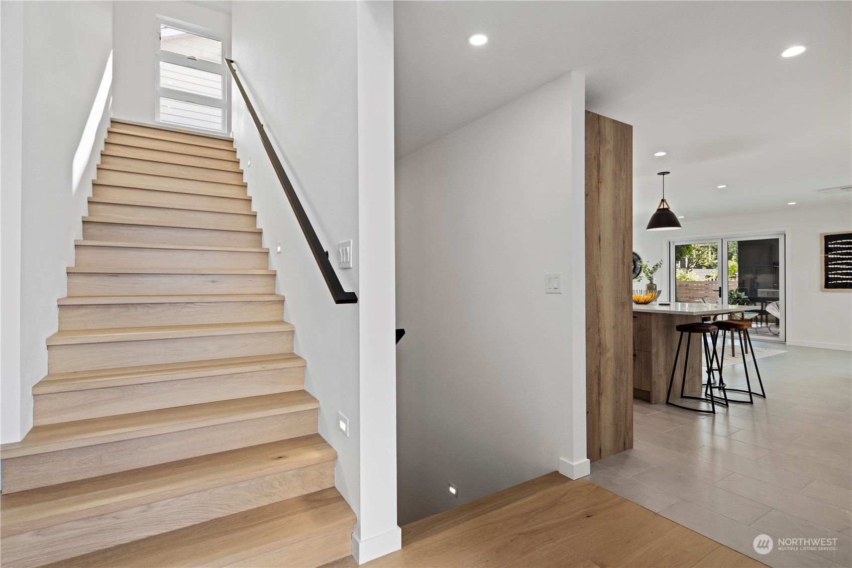 2814 E Marion Street