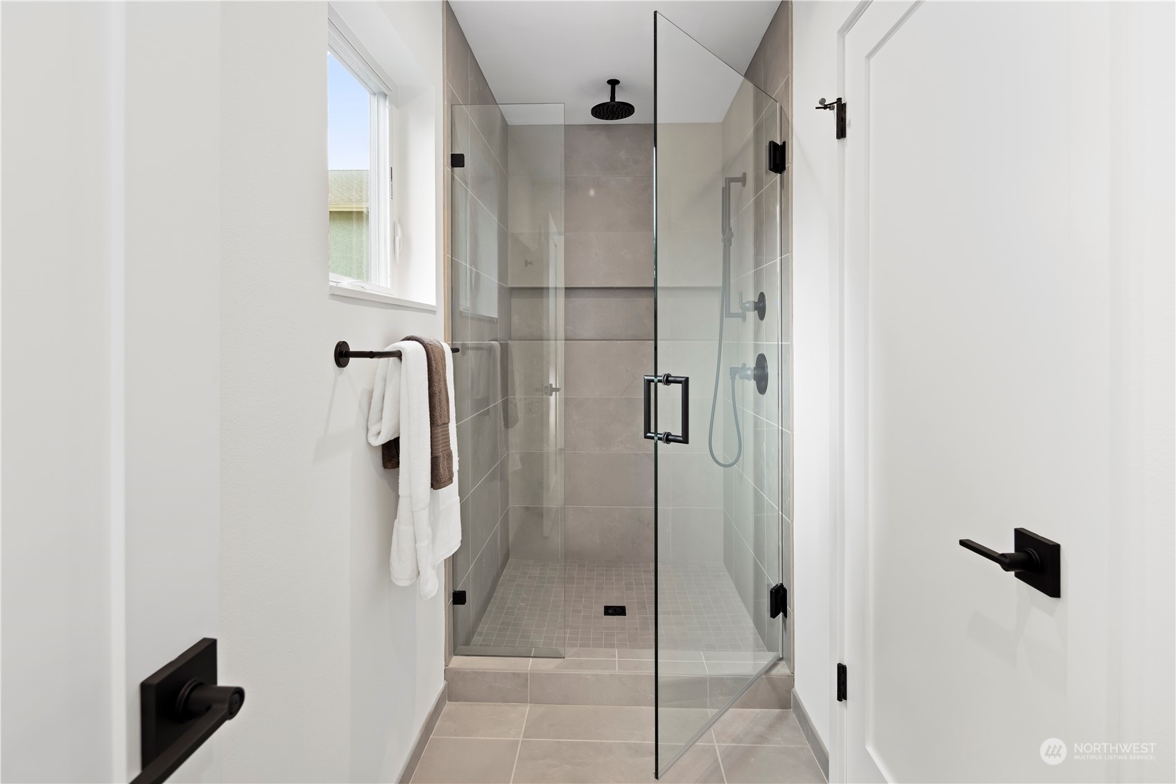 2814 E Marion Street