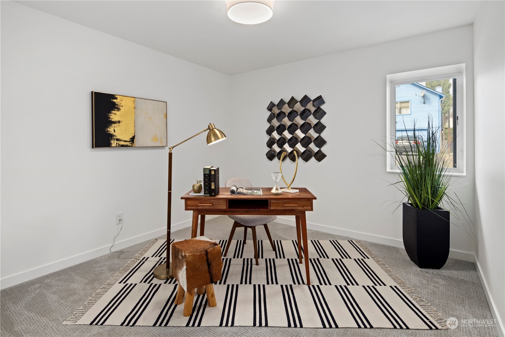 2814 E Marion Street