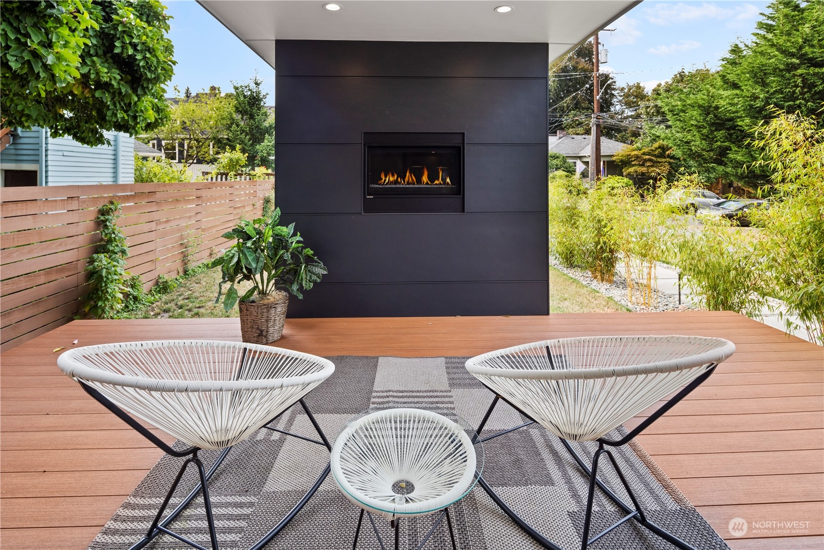 2814 E Marion Street