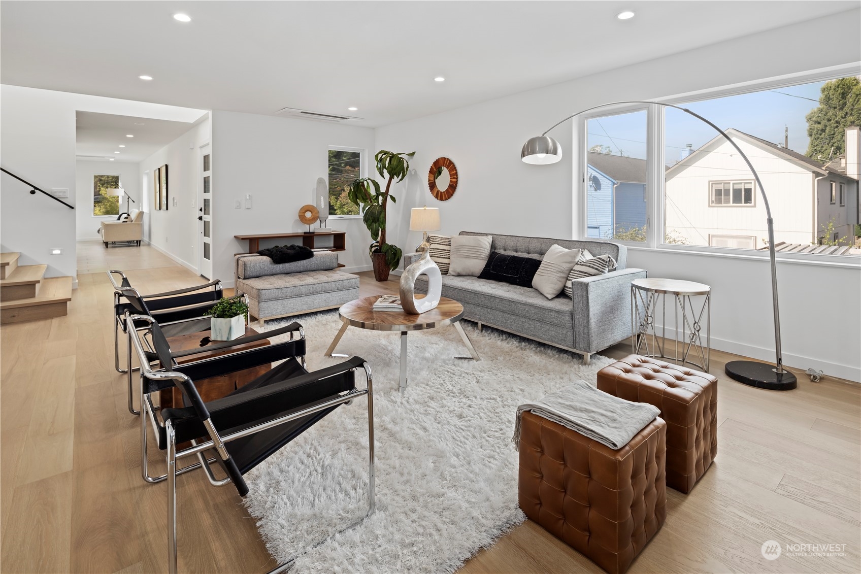 2814 E Marion Street