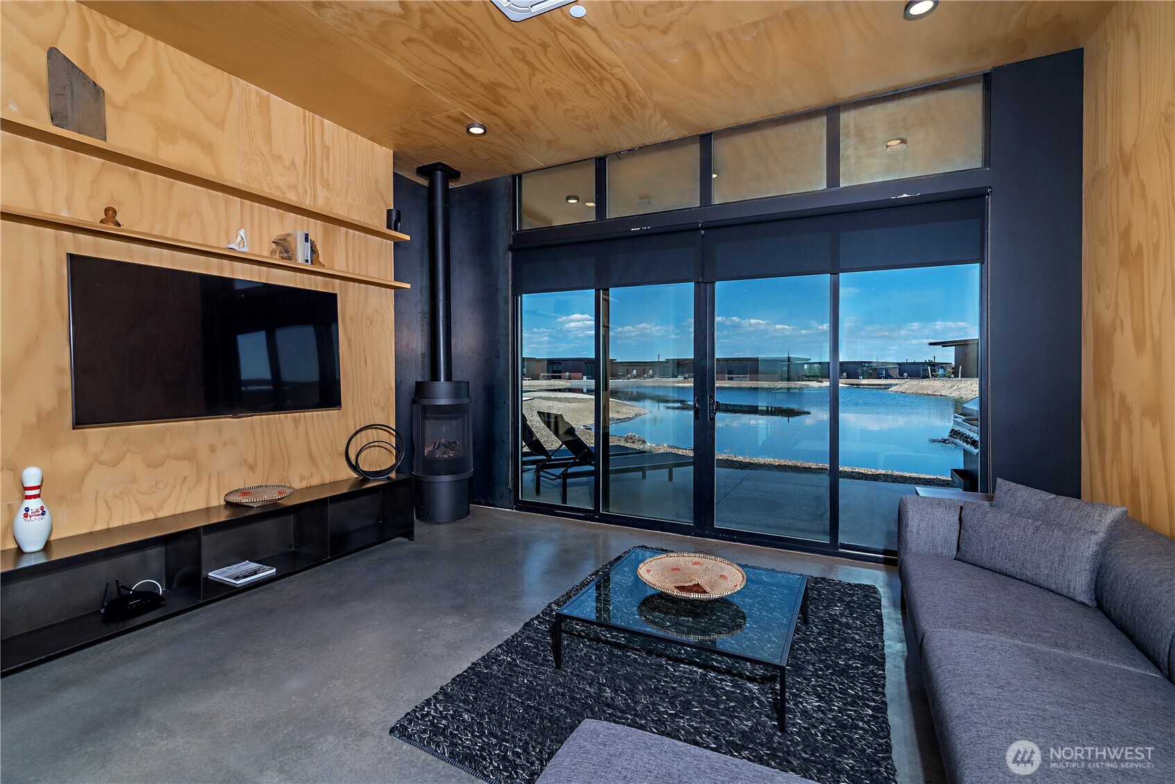 23592 Gorge View Loop NW