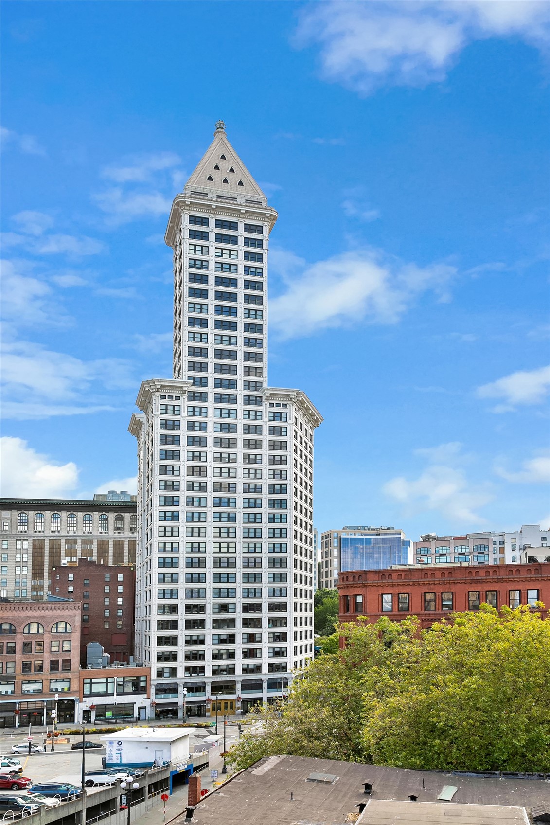 100 1st Avenue S Unit: 8