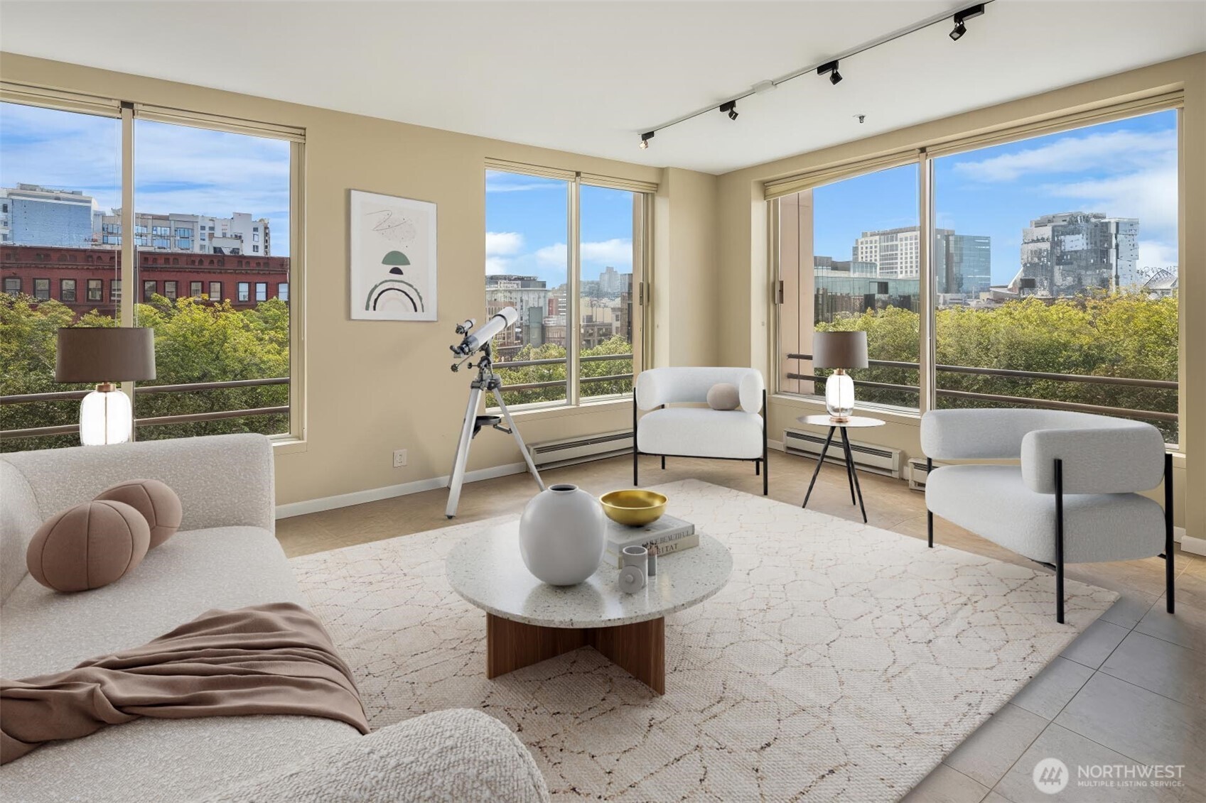 100 1st Avenue S Unit: 8