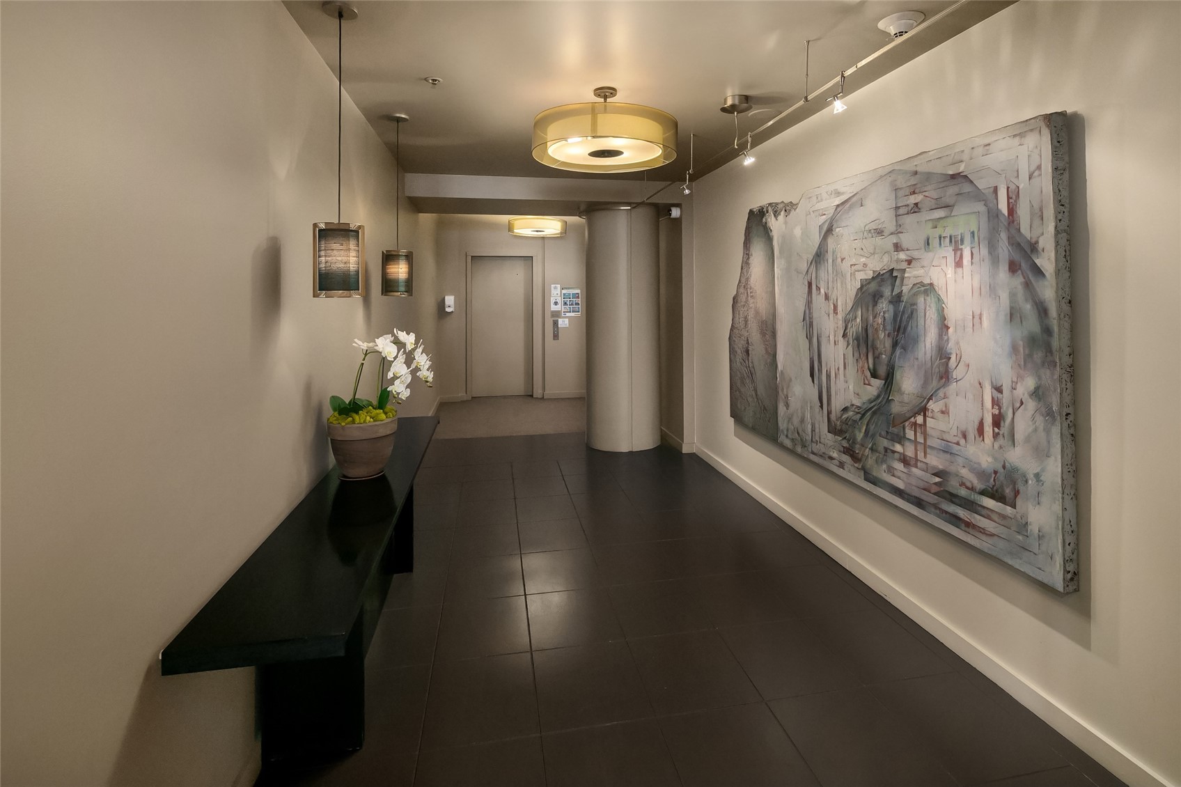 100 1st Avenue S Unit: 8