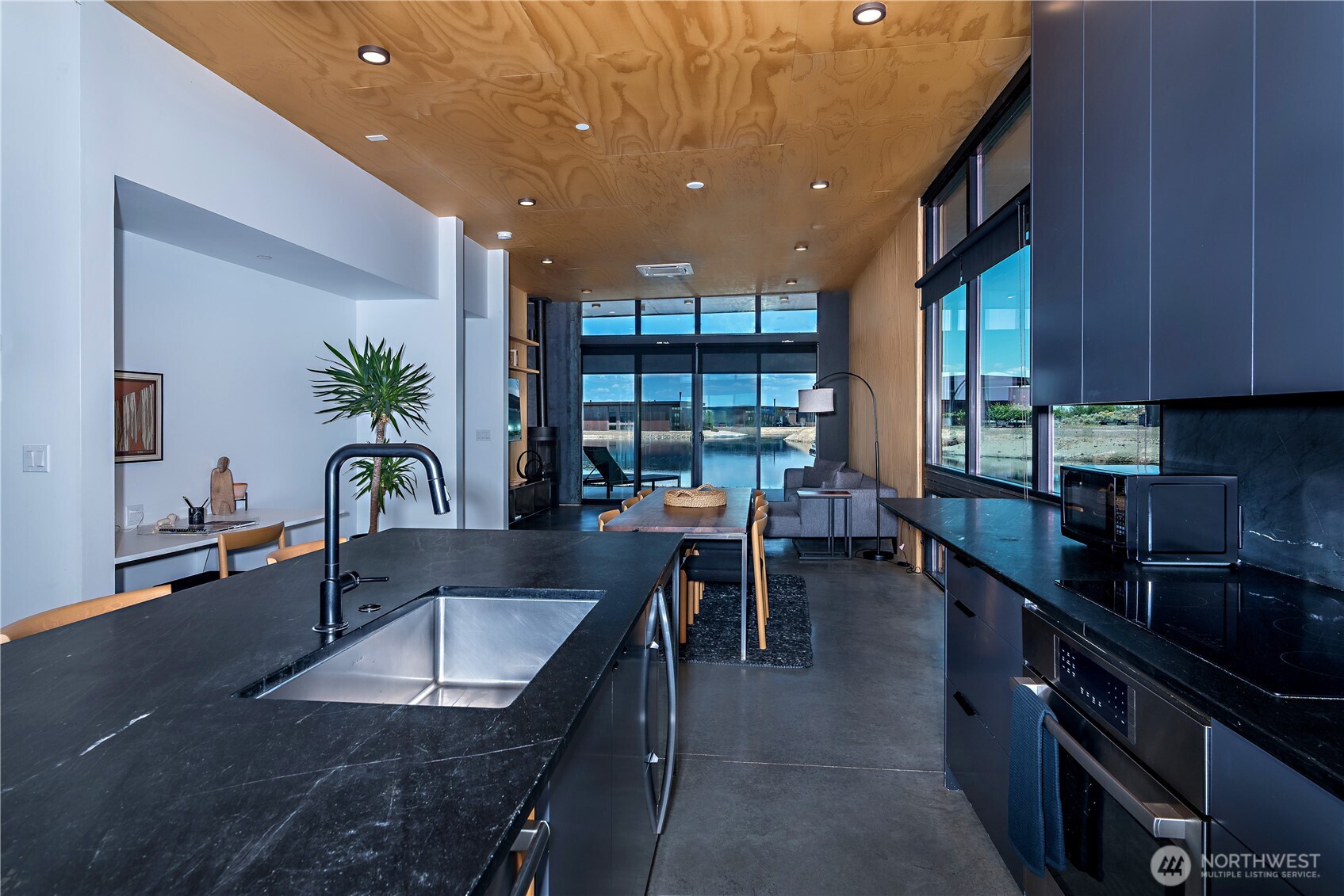23592 Gorge View Loop NW