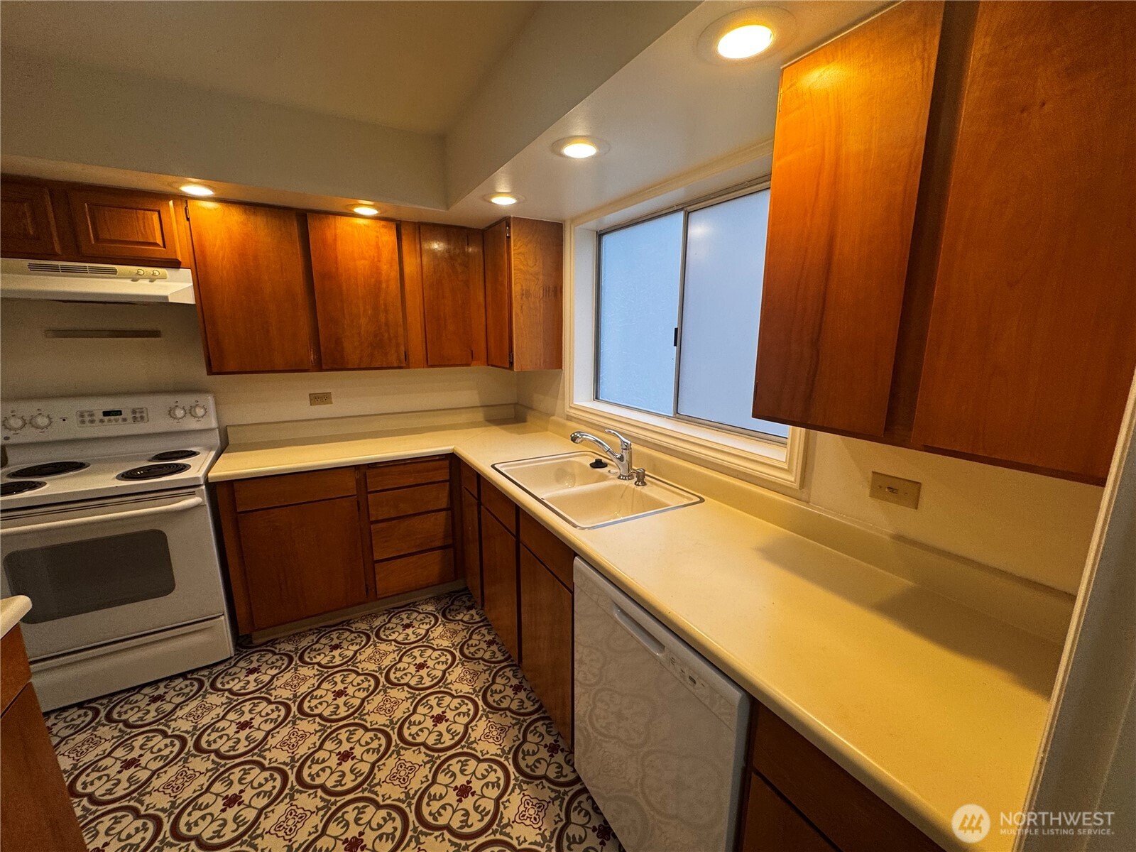 10131 3rd Avenue NW Unit: A