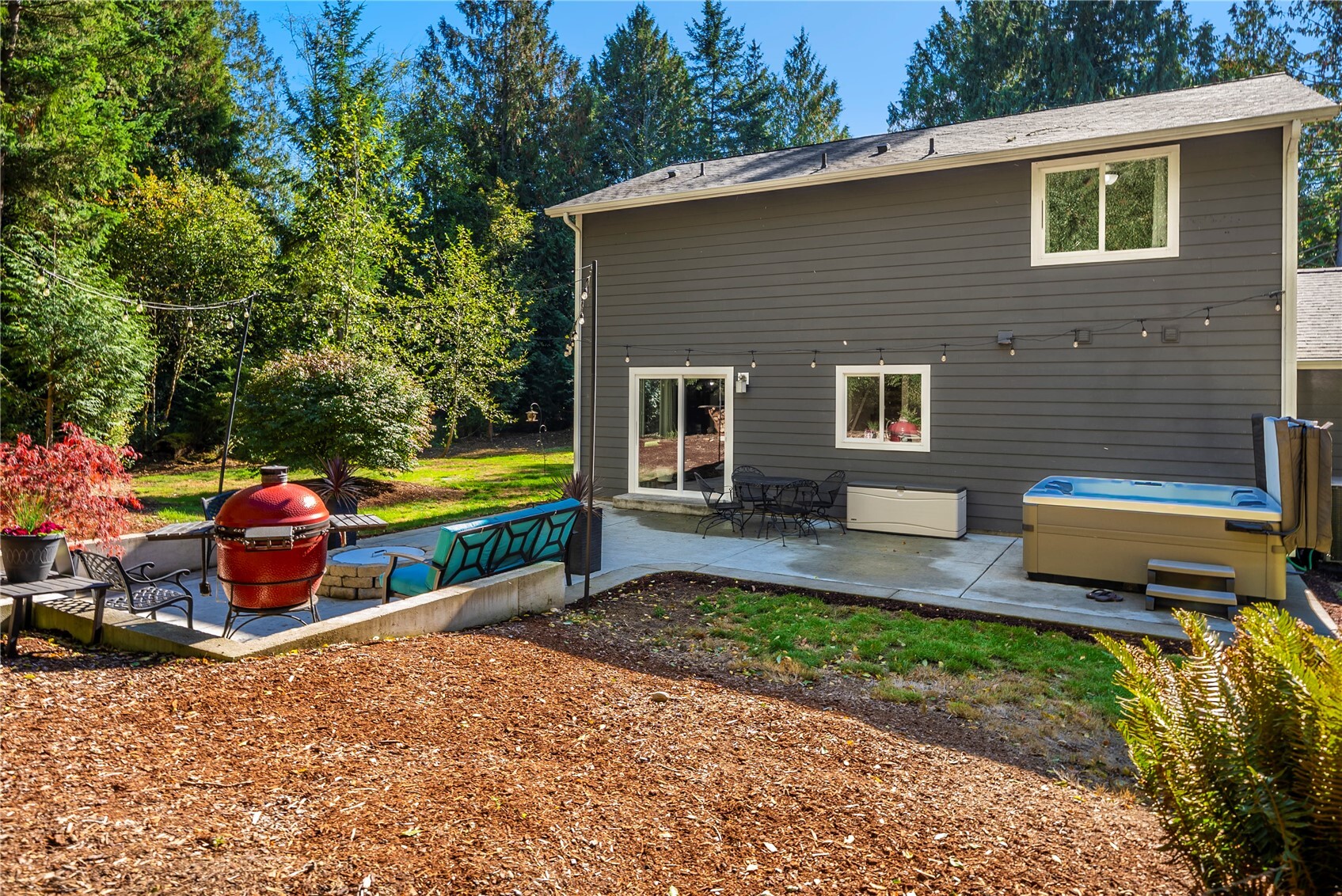 8132 NE Yeti Lane