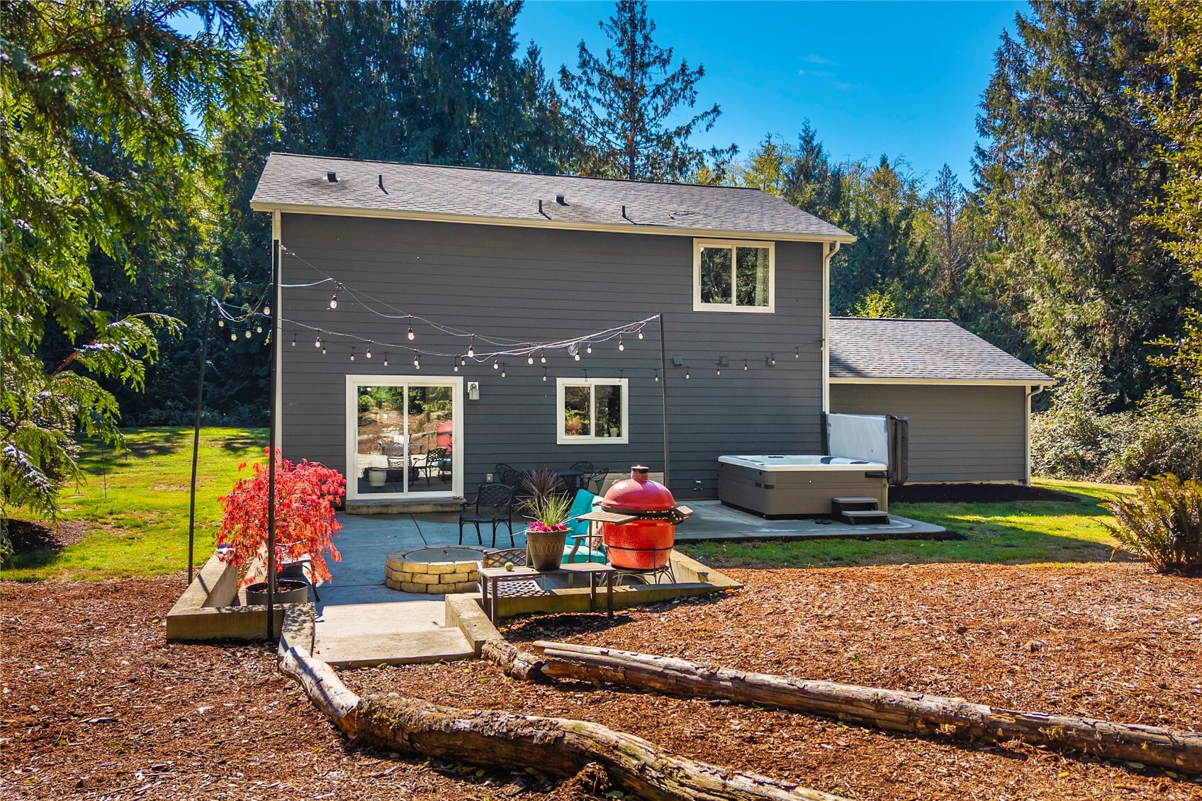 8132 NE Yeti Lane