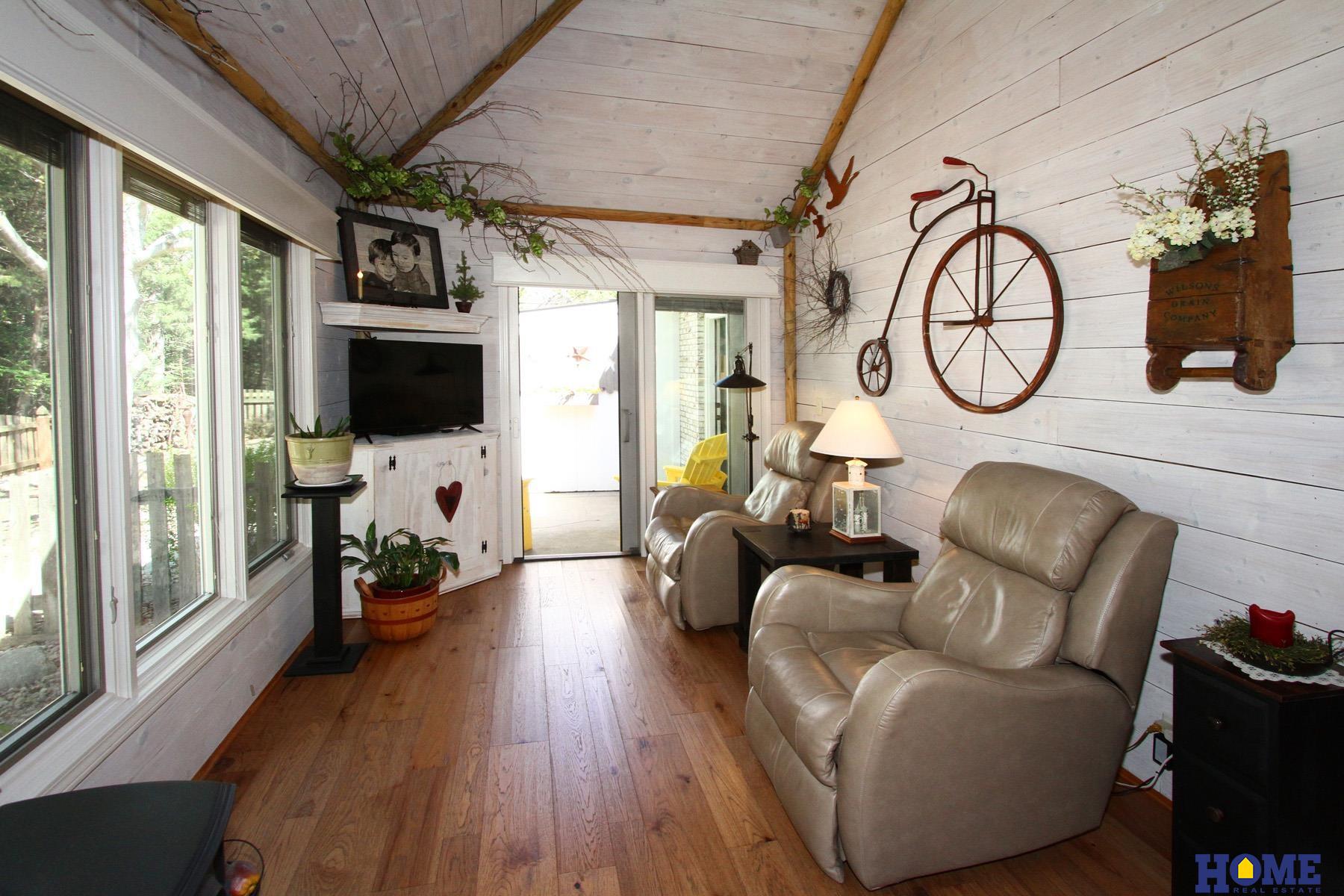 6501 Pheasant Run Court