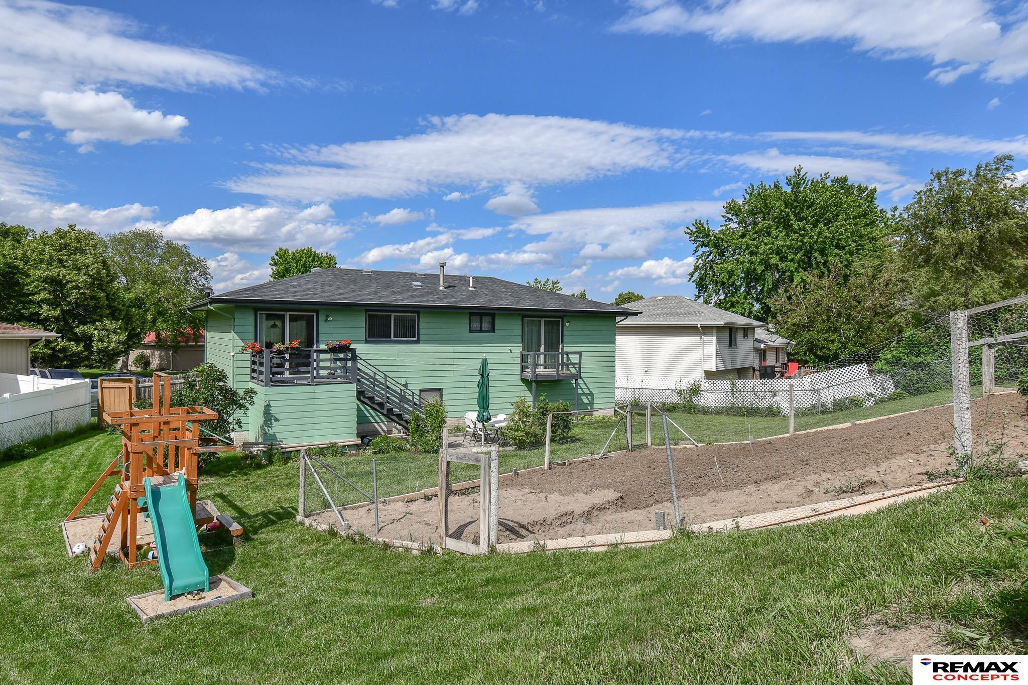 1715 Independence Circle