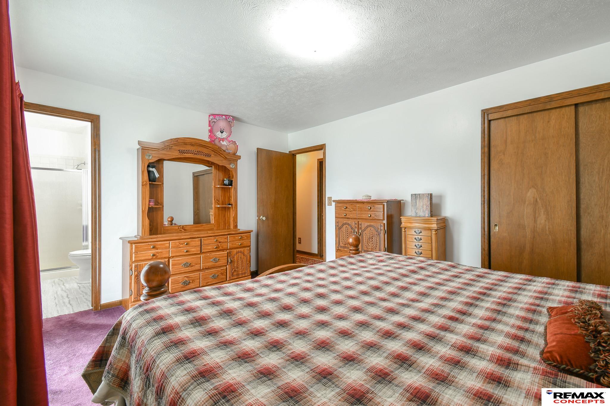 1715 Independence Circle