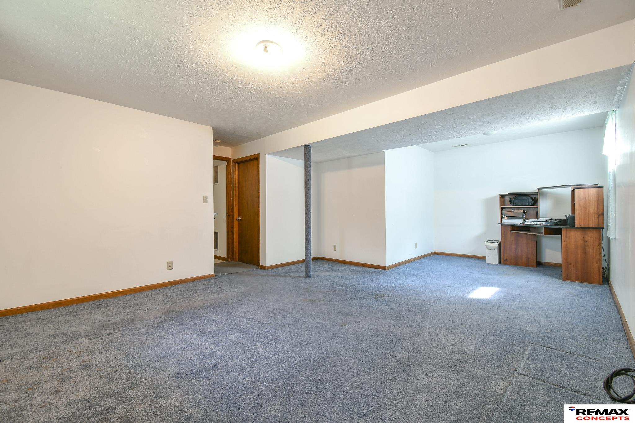 1715 Independence Circle