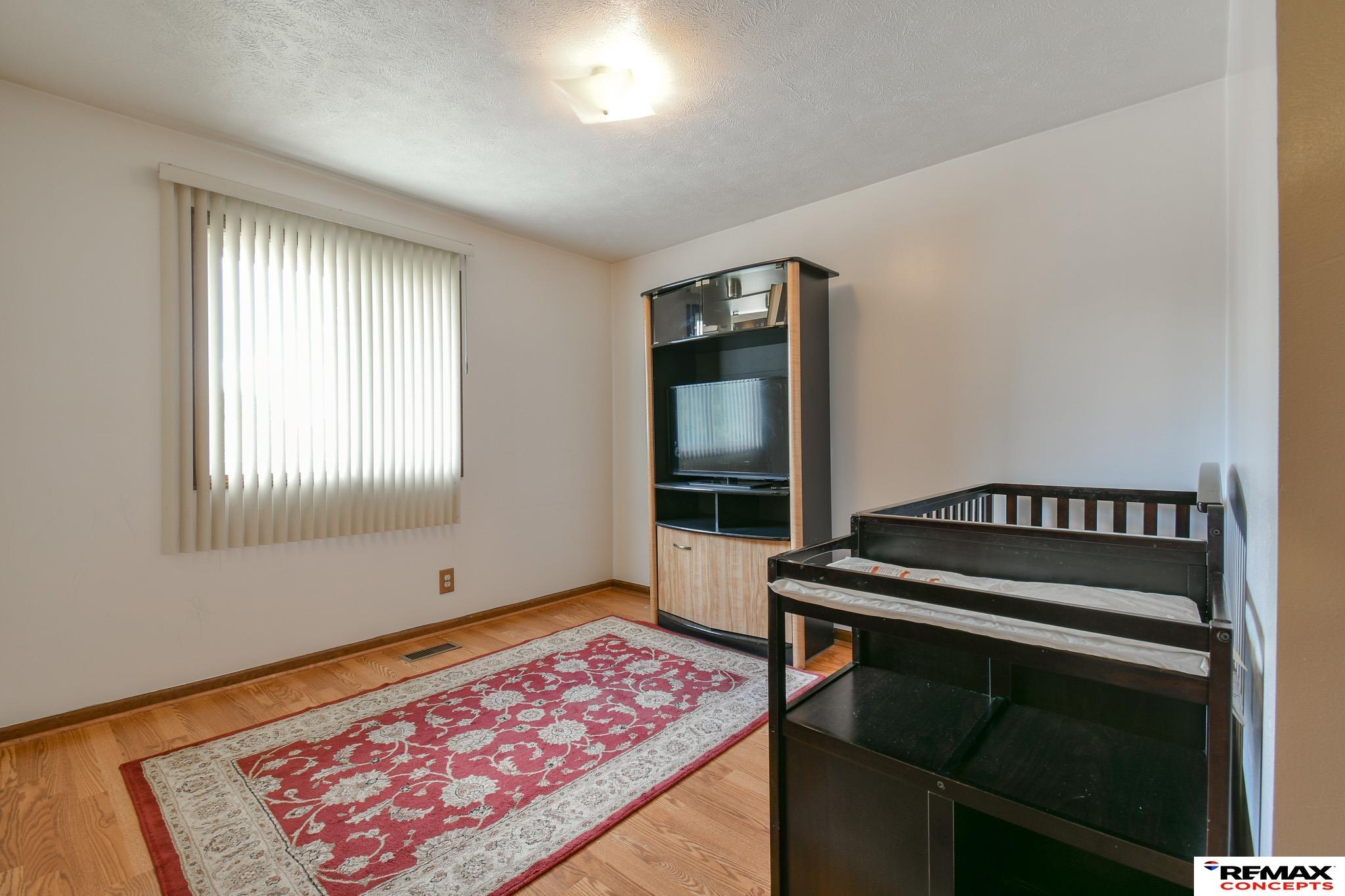 1715 Independence Circle