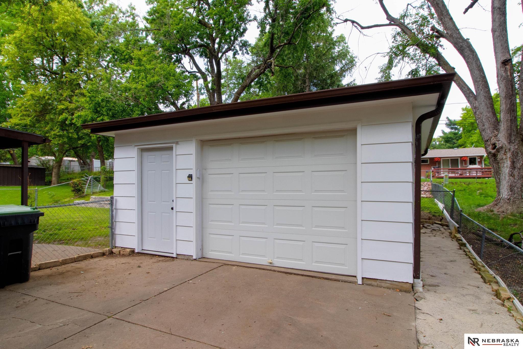 3441 N 67th Street