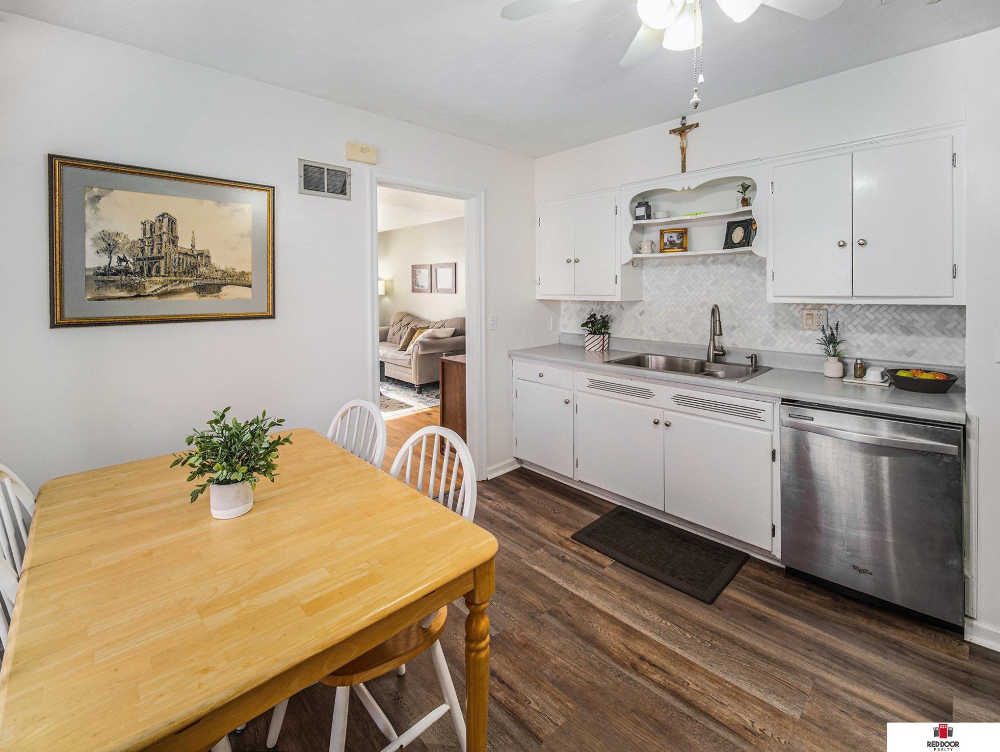 3025 S 44th Street