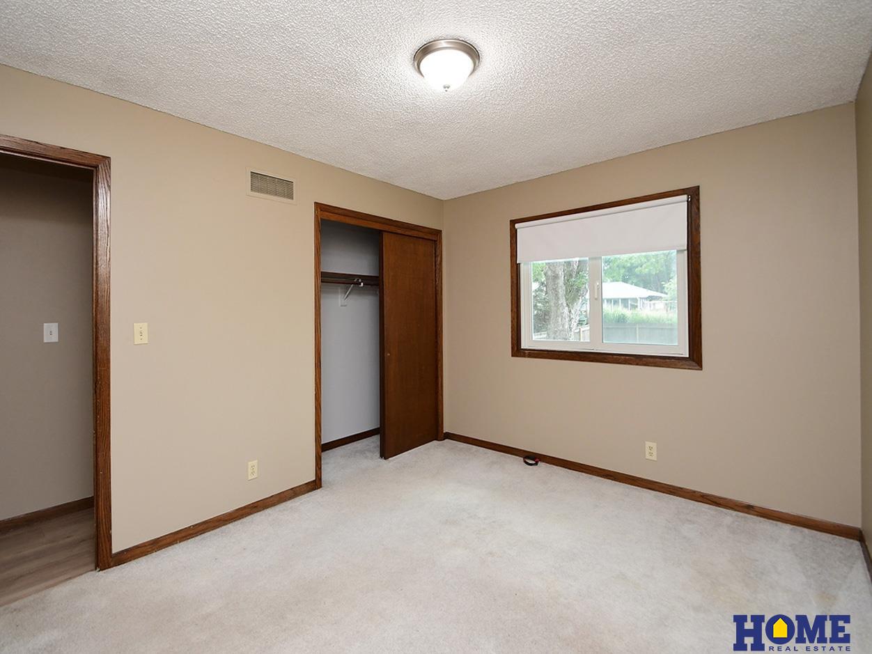 1239 W Jean Avenue