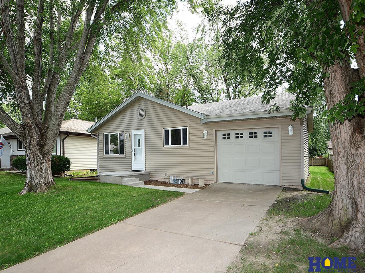 1239 W Jean Avenue