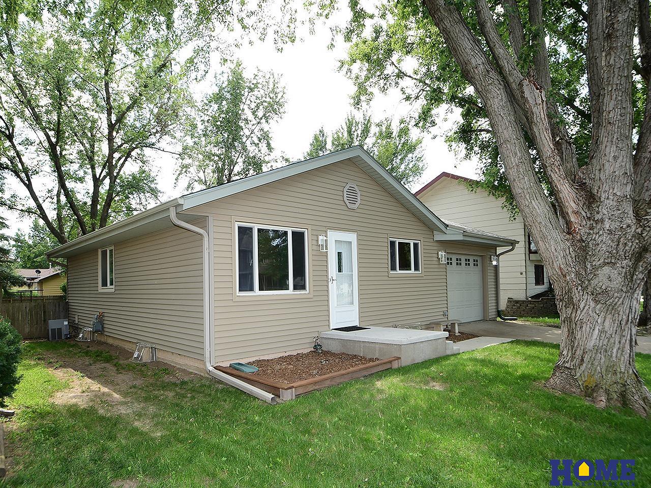 1239 W Jean Avenue