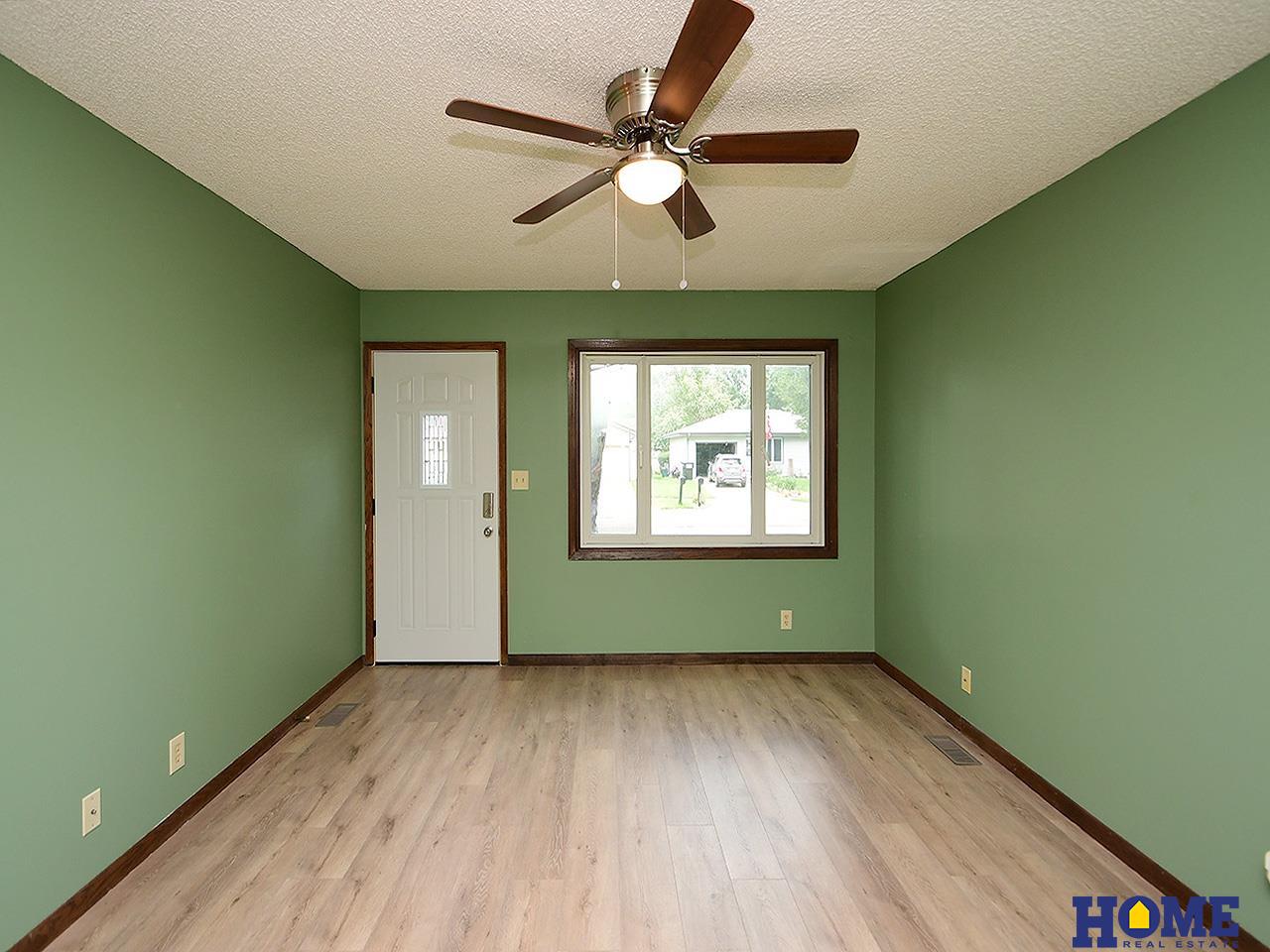 1239 W Jean Avenue