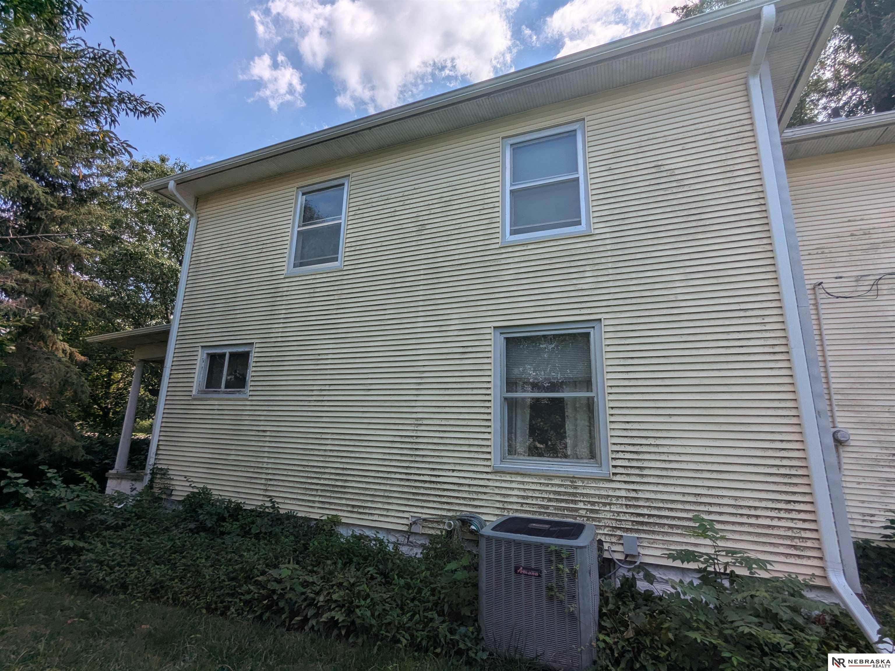 2207 Main Avenue