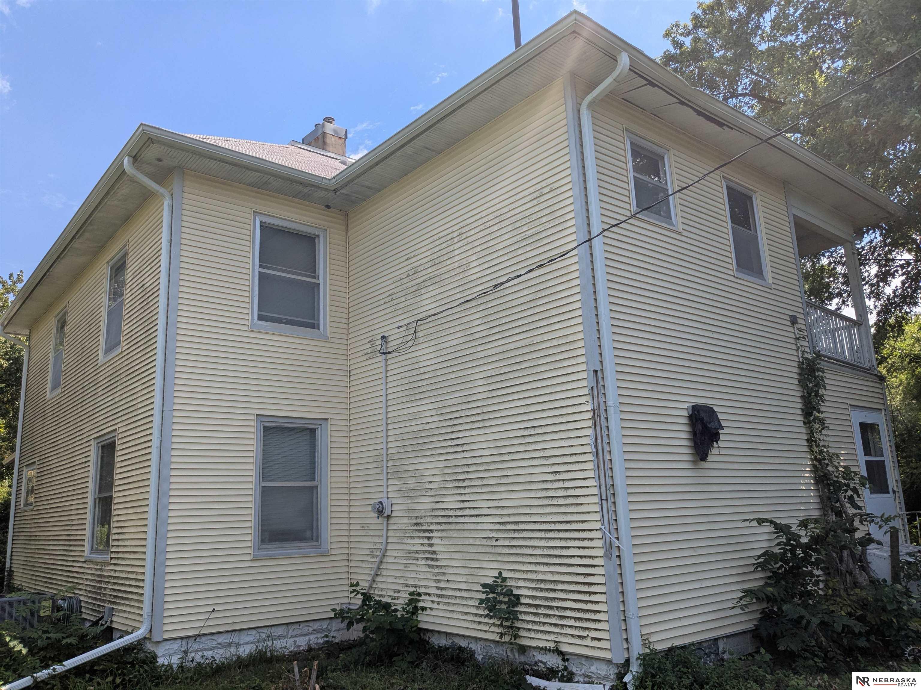 2207 Main Avenue