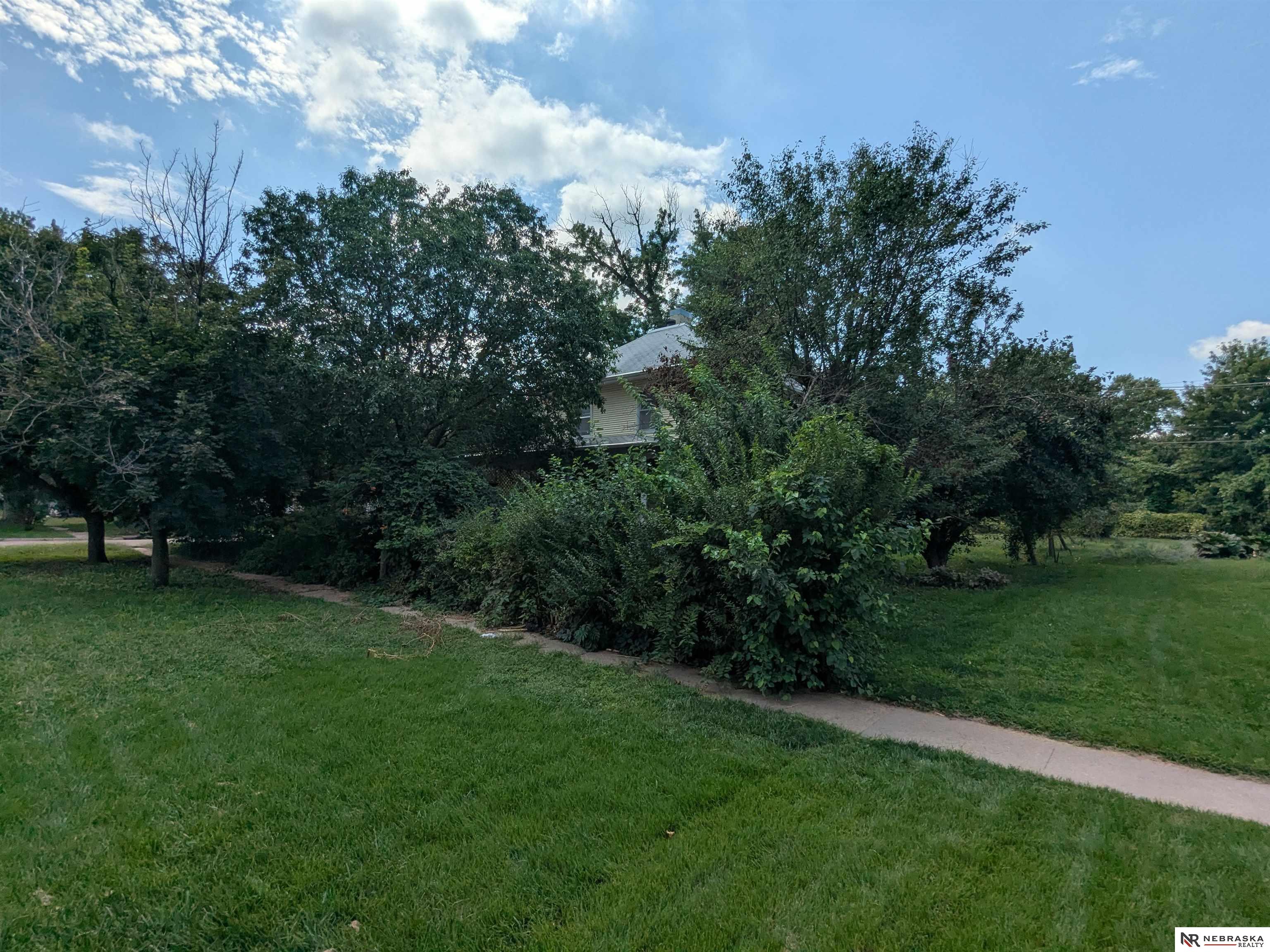 2207 Main Avenue