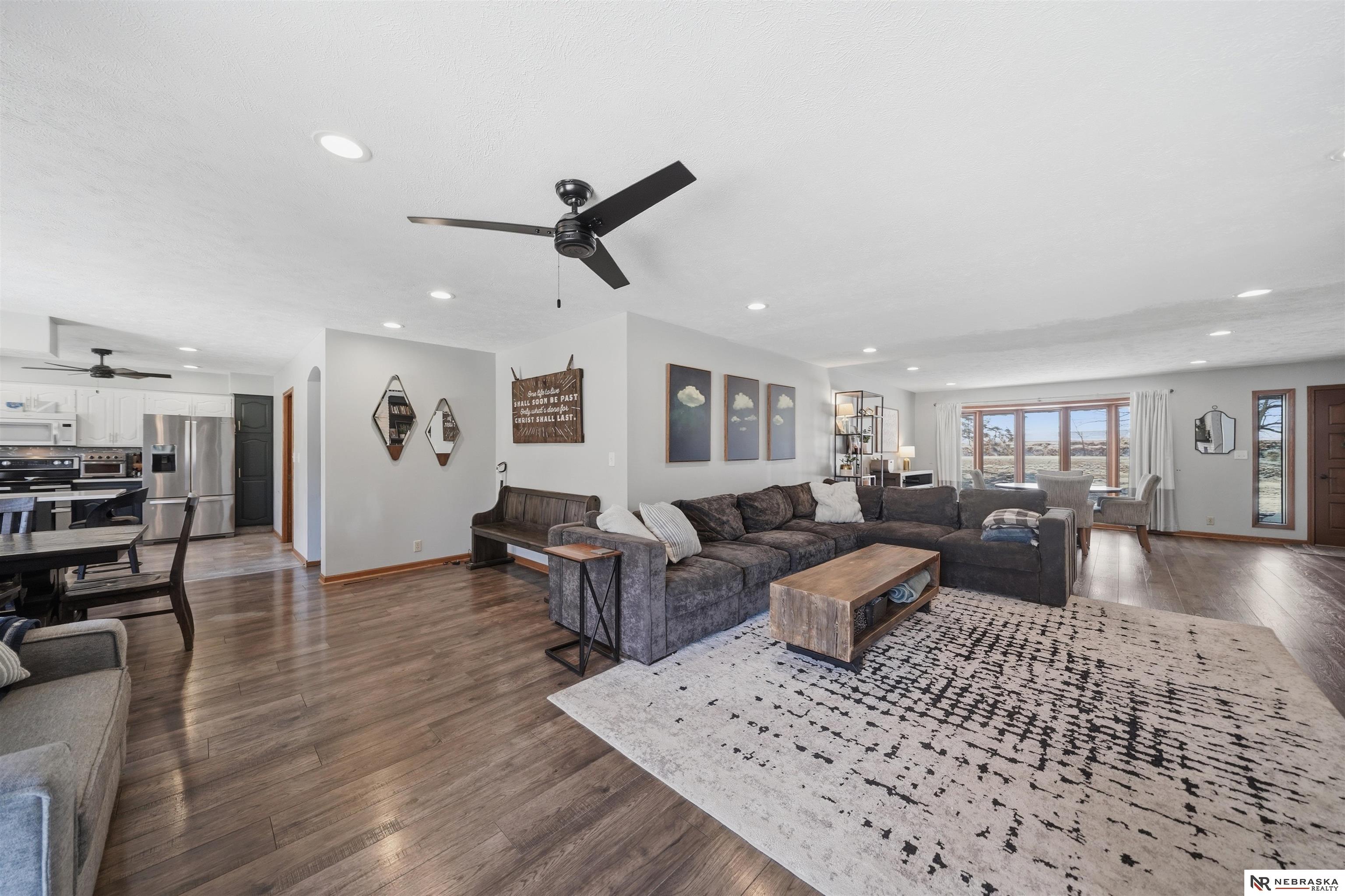 13400 Sunshine Circle