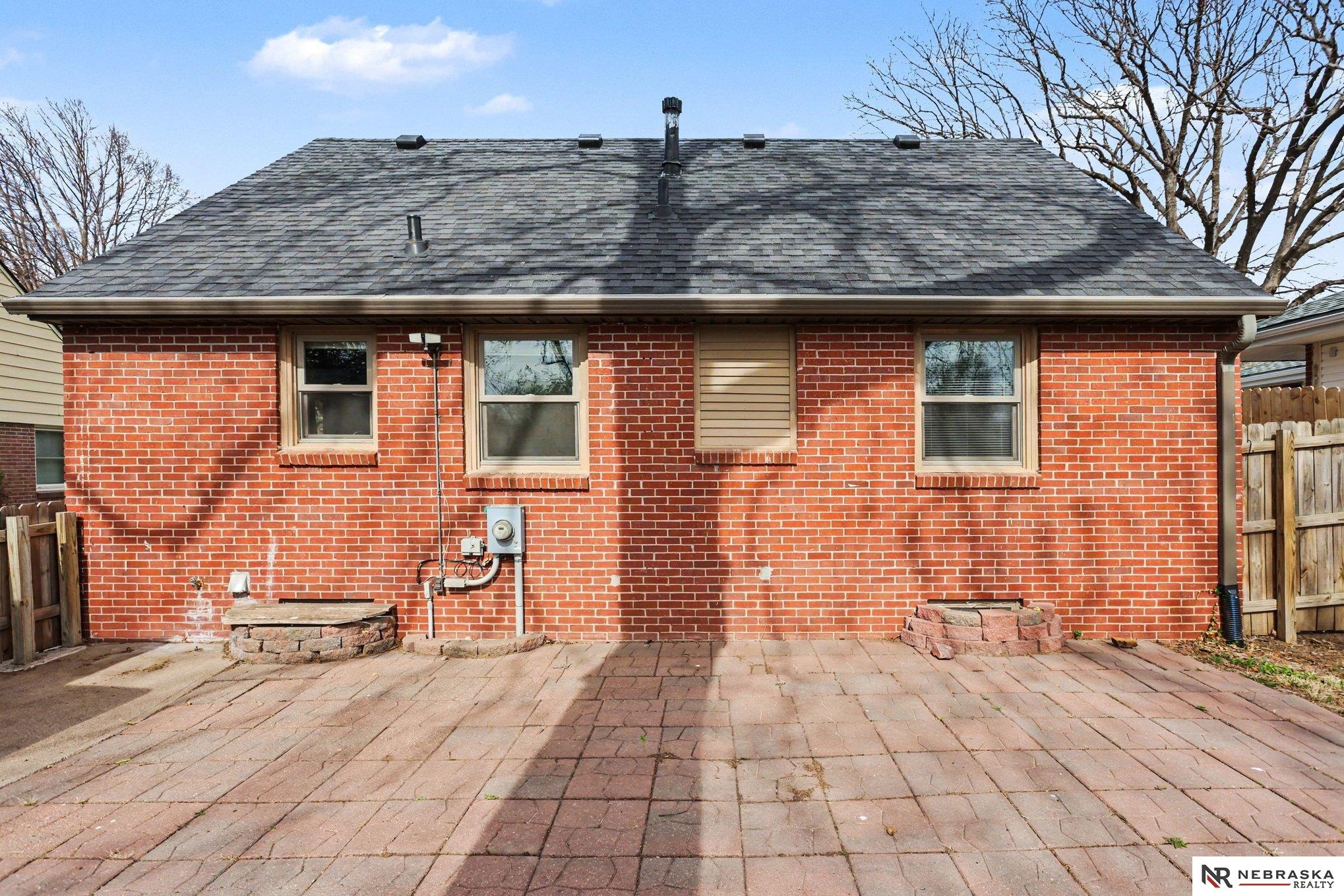 2225 Burnham Street