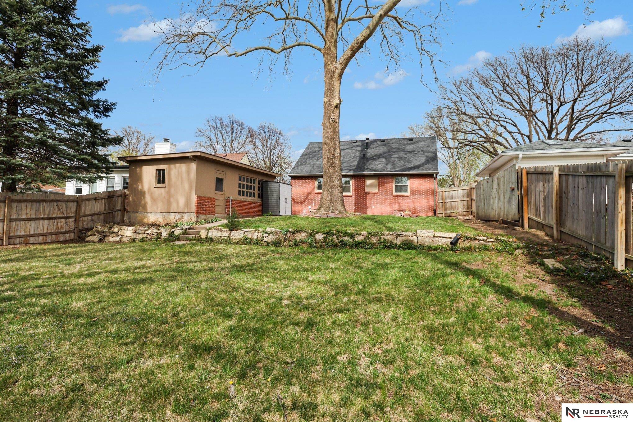 2225 Burnham Street