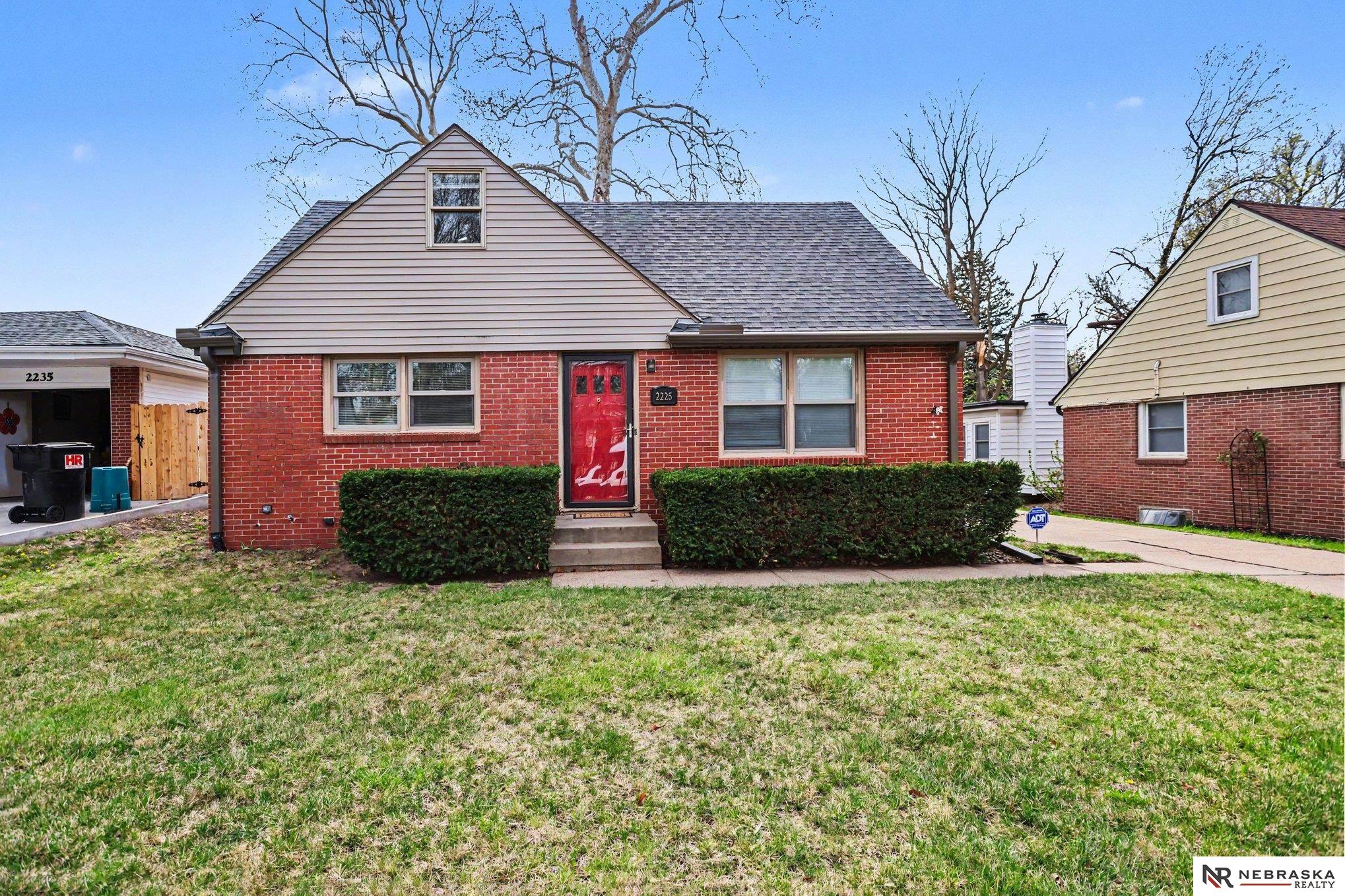2225 Burnham Street