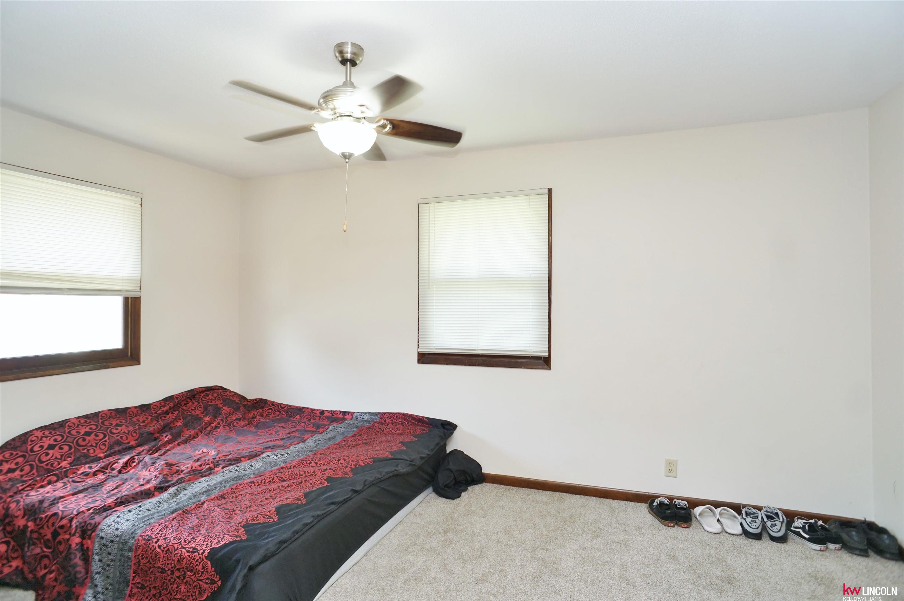 1220 S 32nd Street