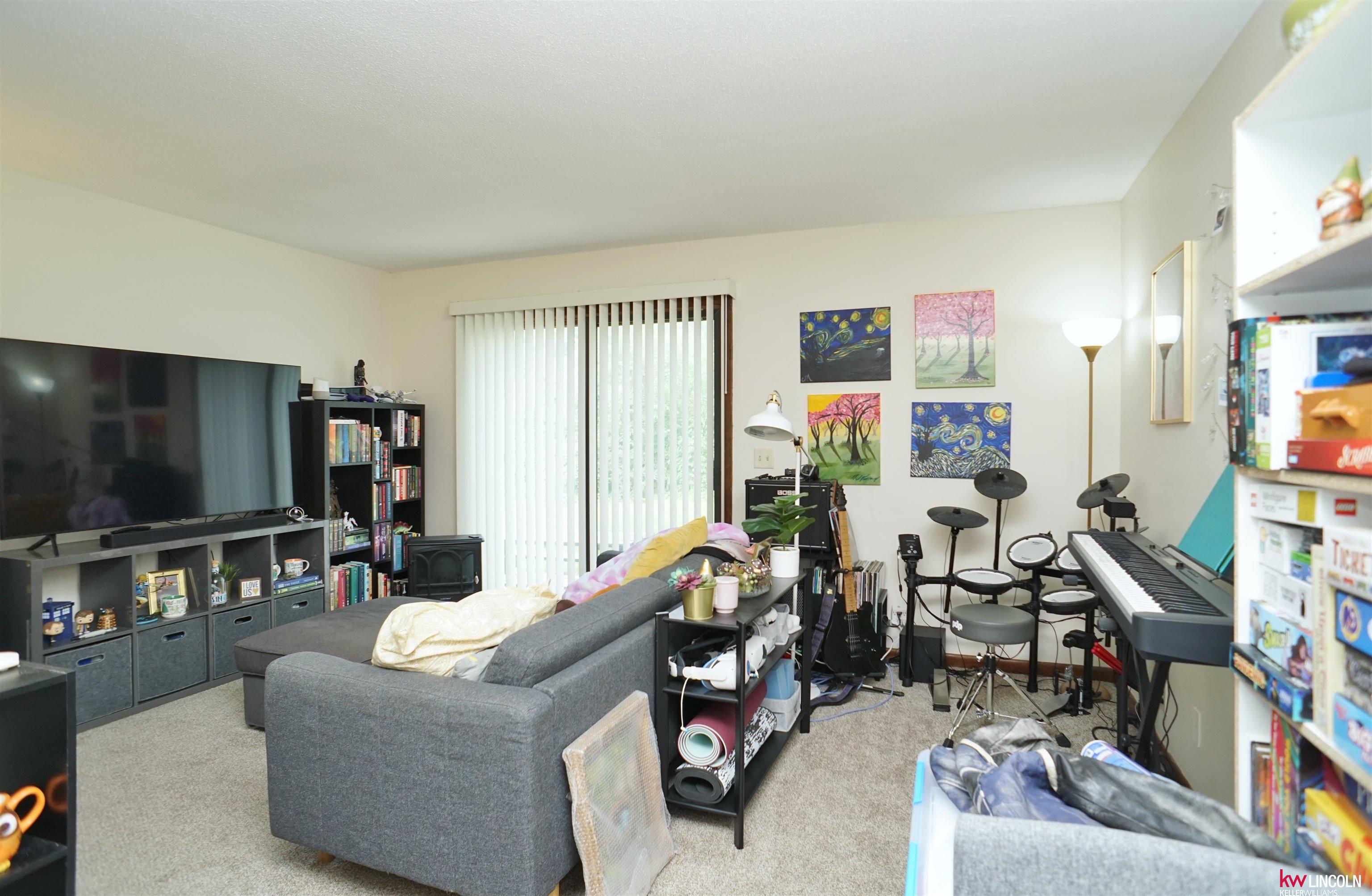 1220 S 32nd Street