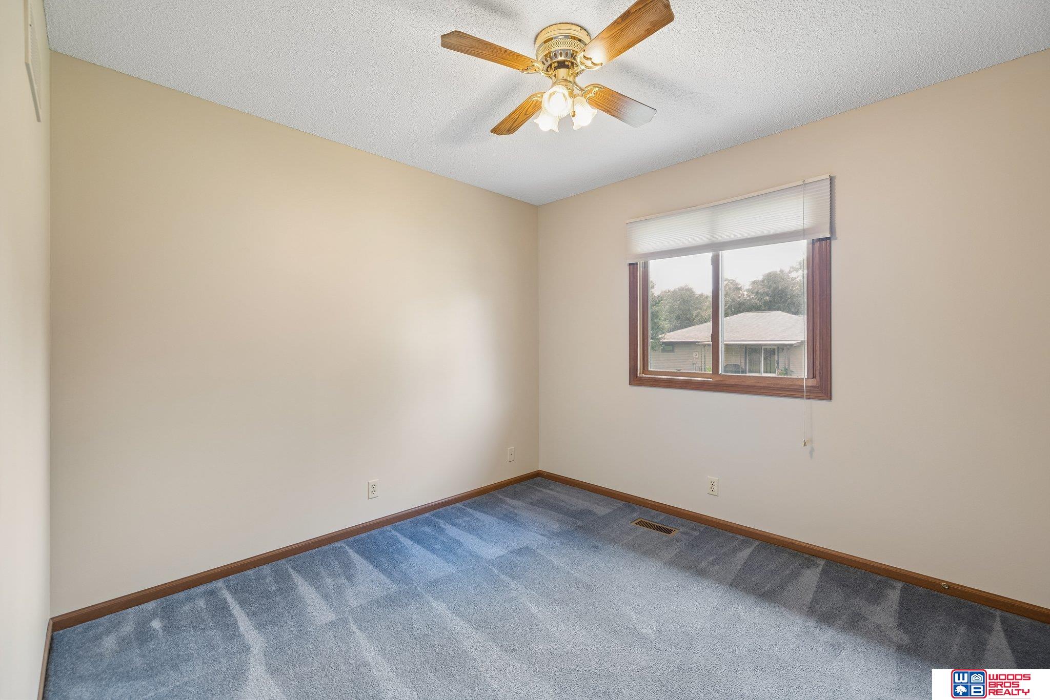 5527 Enterprise Drive