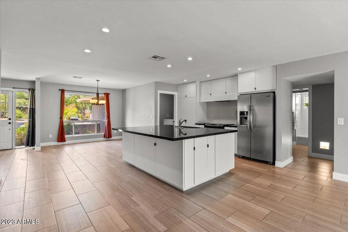 238 E SURREY Avenue
