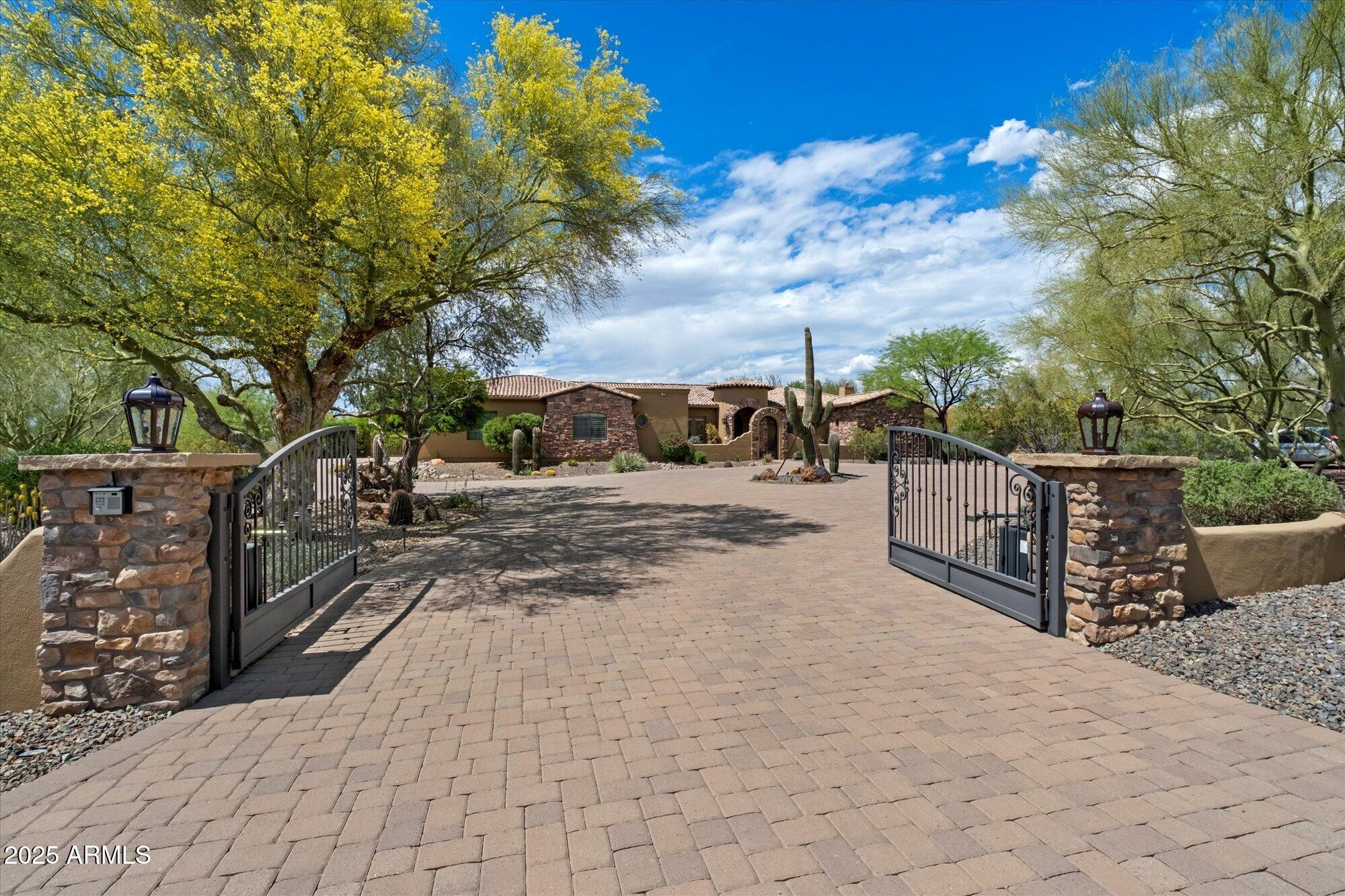 22610 N 80TH Place