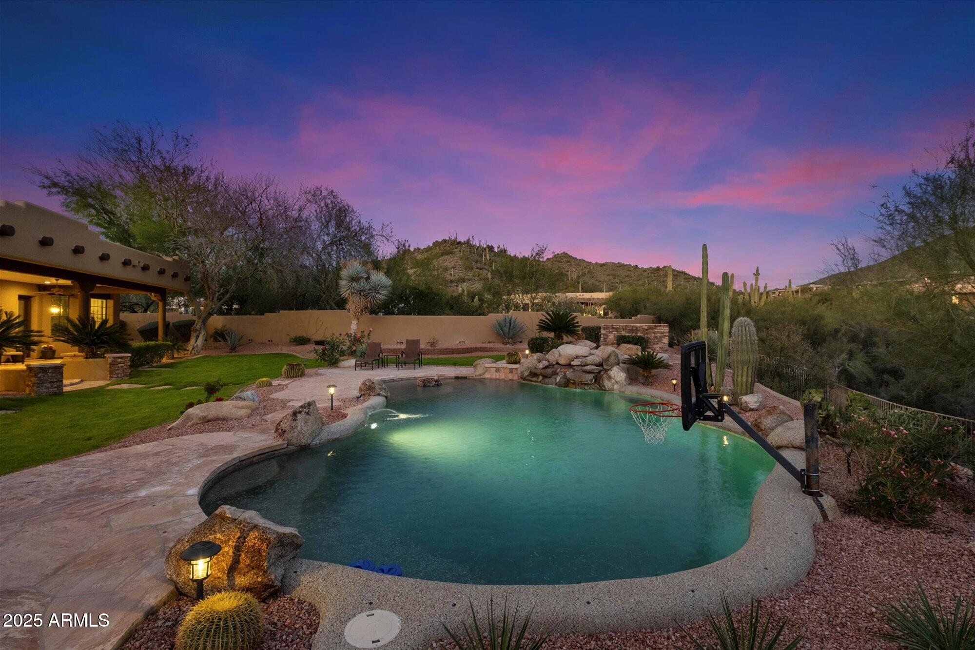 36045 N Willow Cross Drive