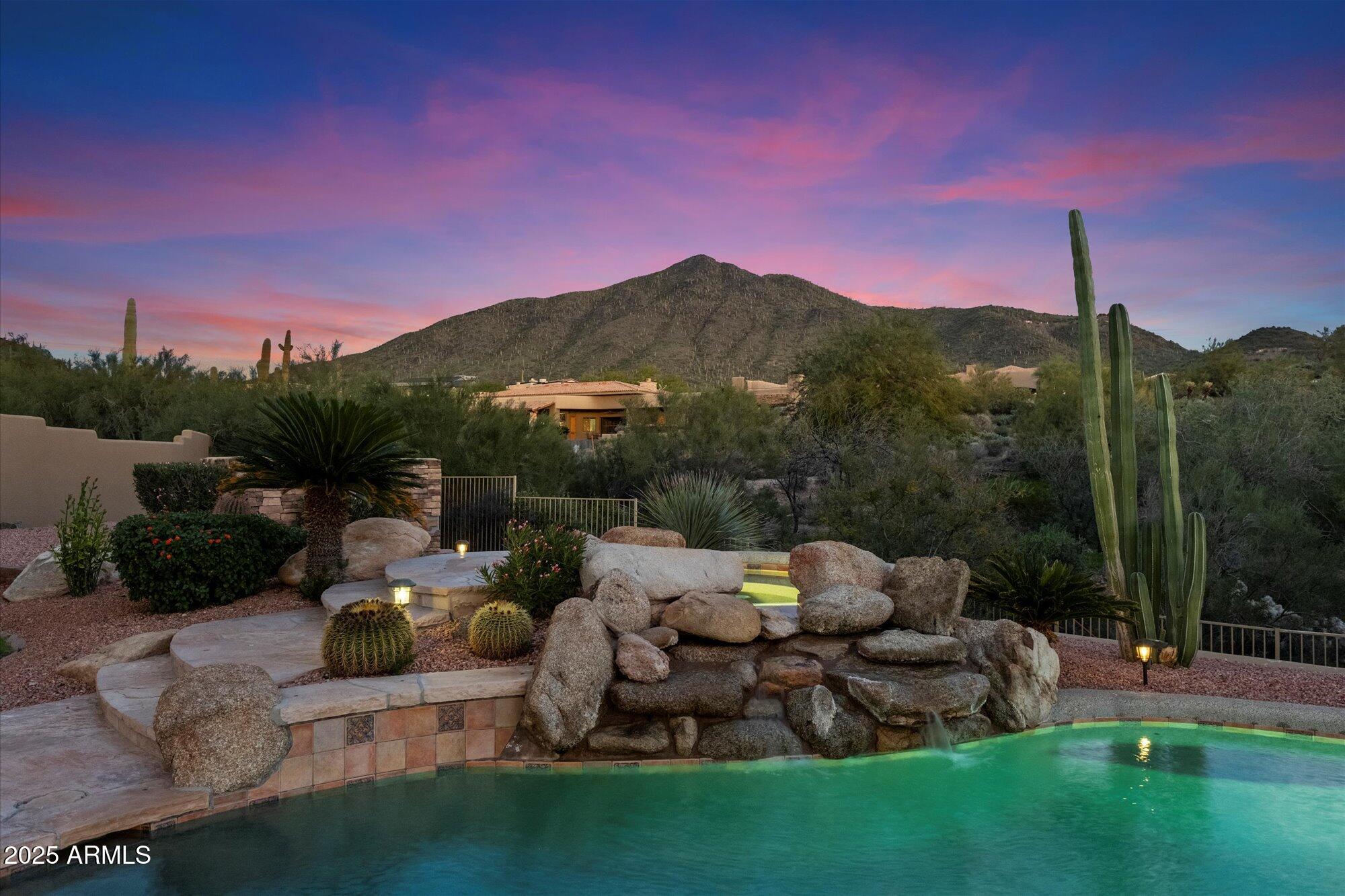 36045 N Willow Cross Drive