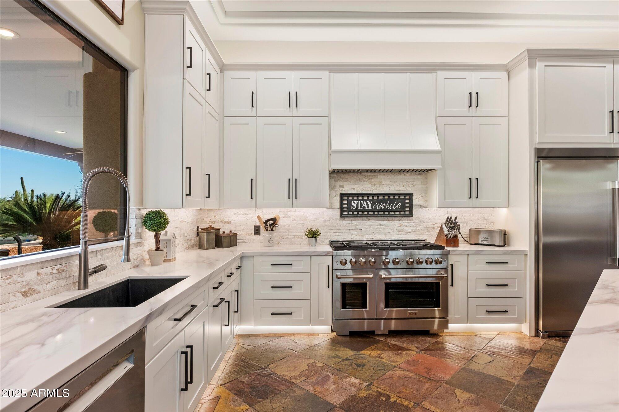 36045 N Willow Cross Drive