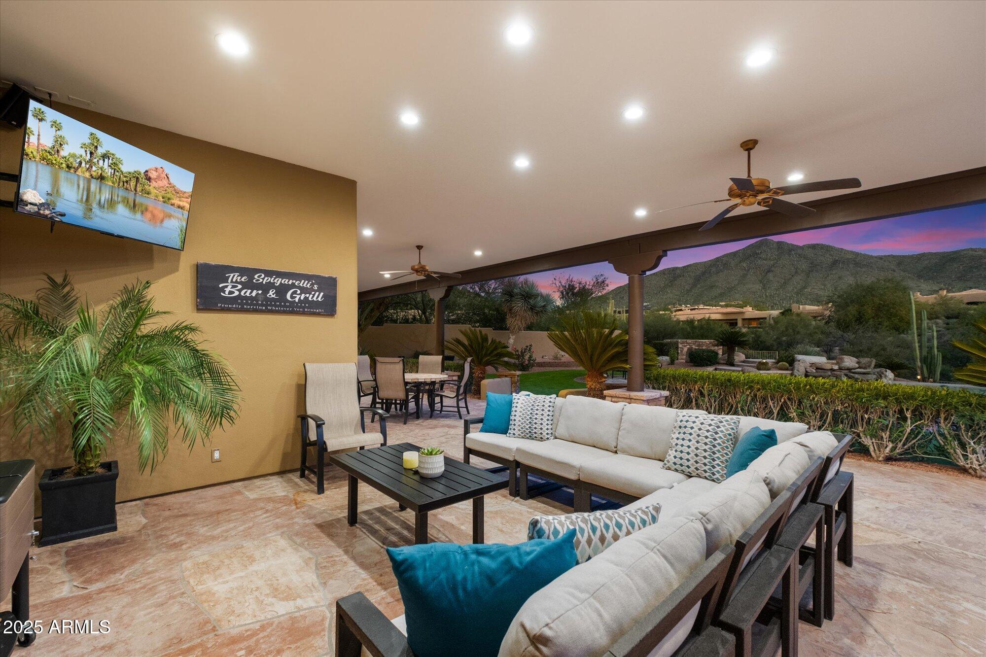 36045 N Willow Cross Drive