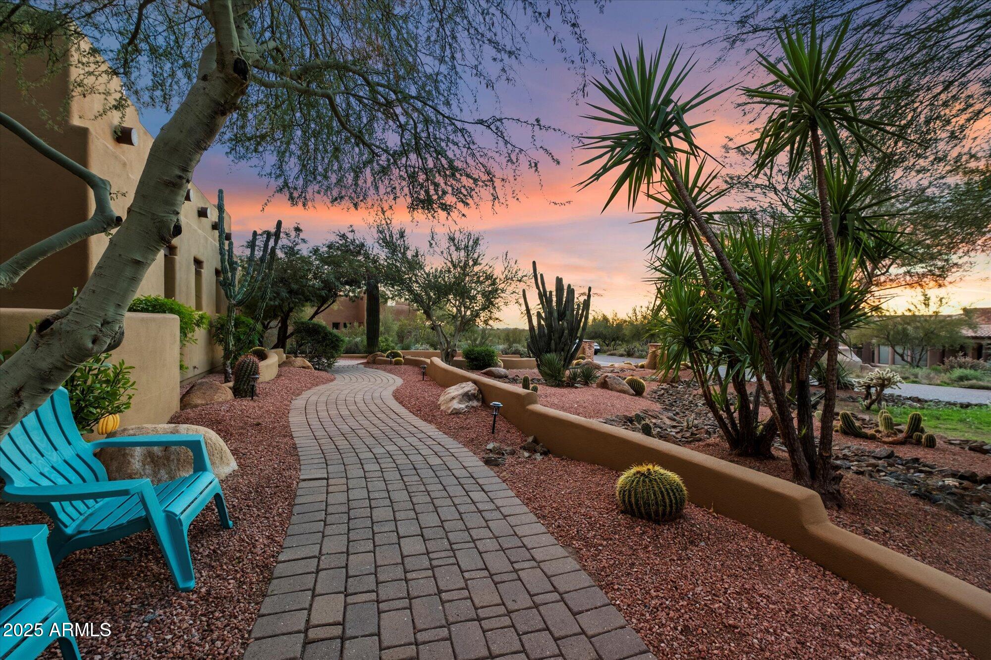 36045 N Willow Cross Drive