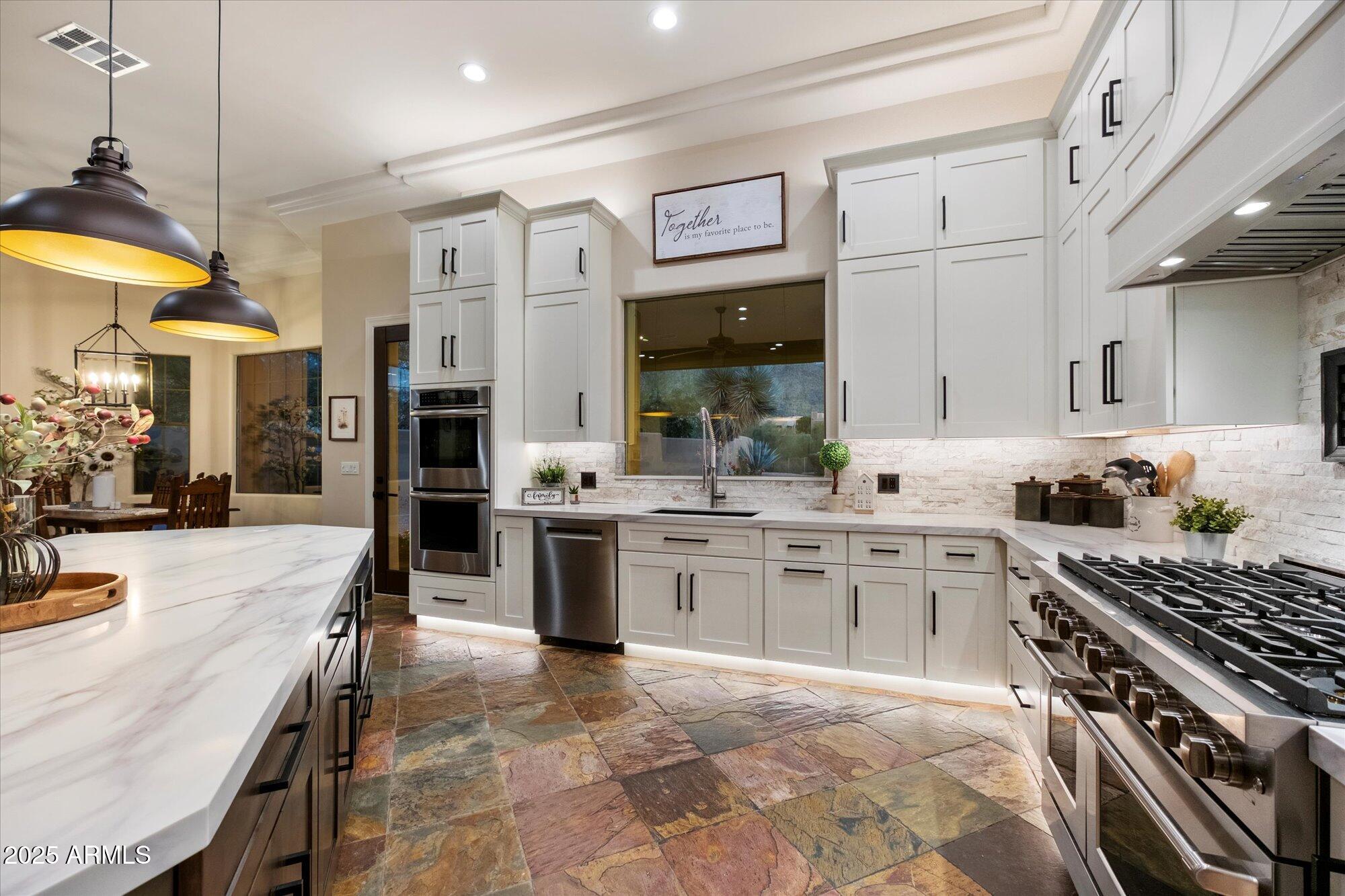 36045 N Willow Cross Drive