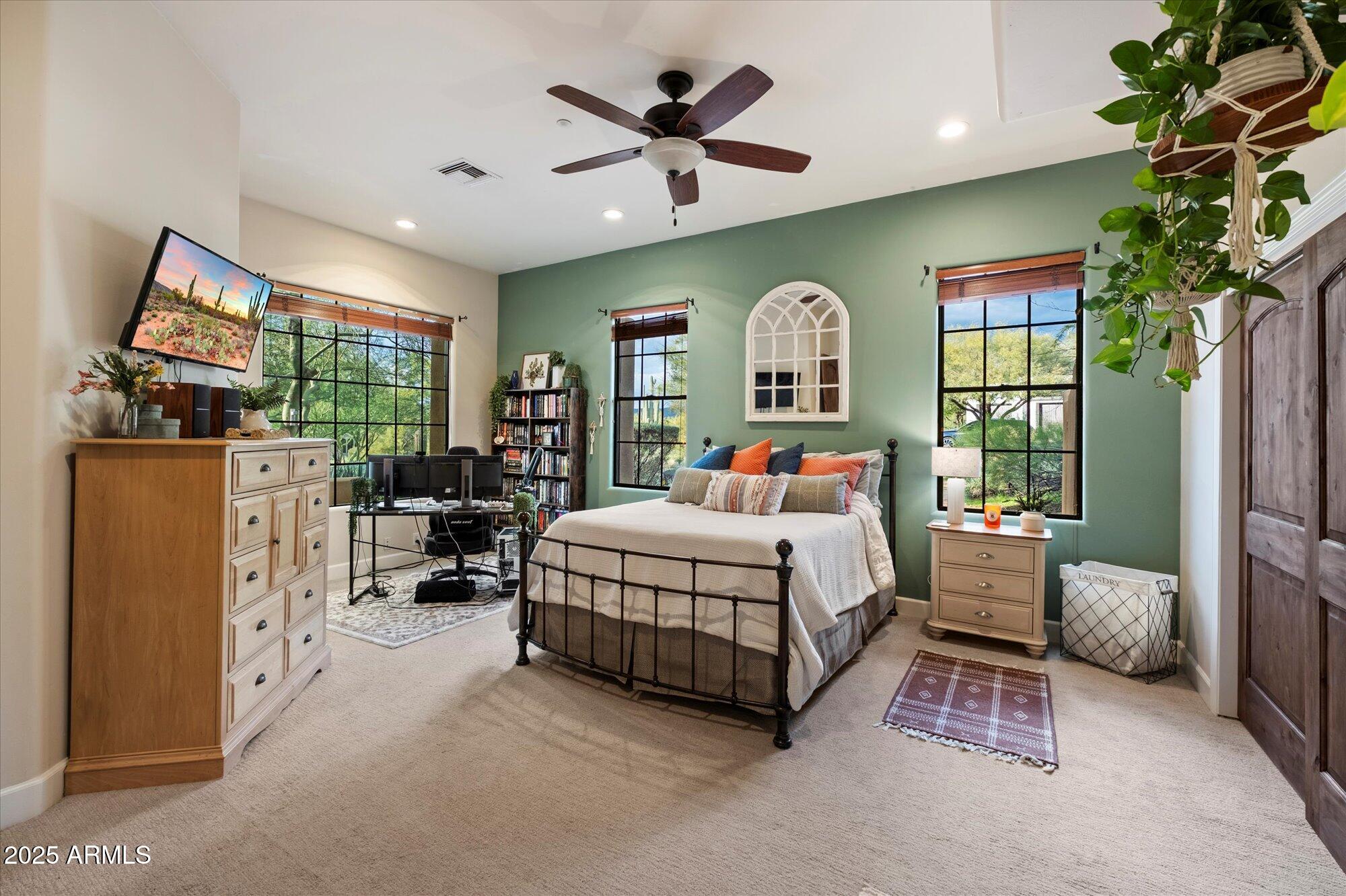 36045 N Willow Cross Drive